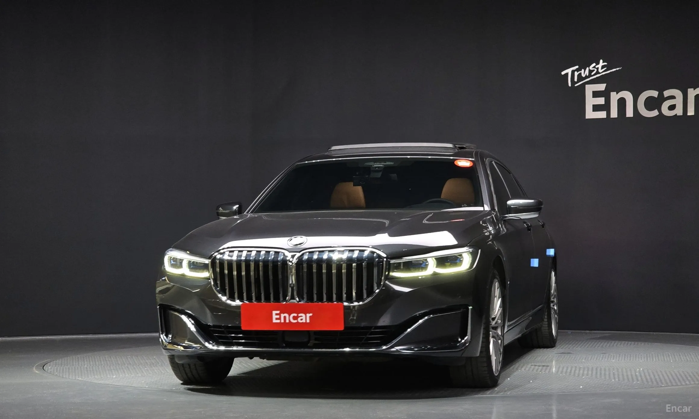 BMW 7 Series (G11) превью 2