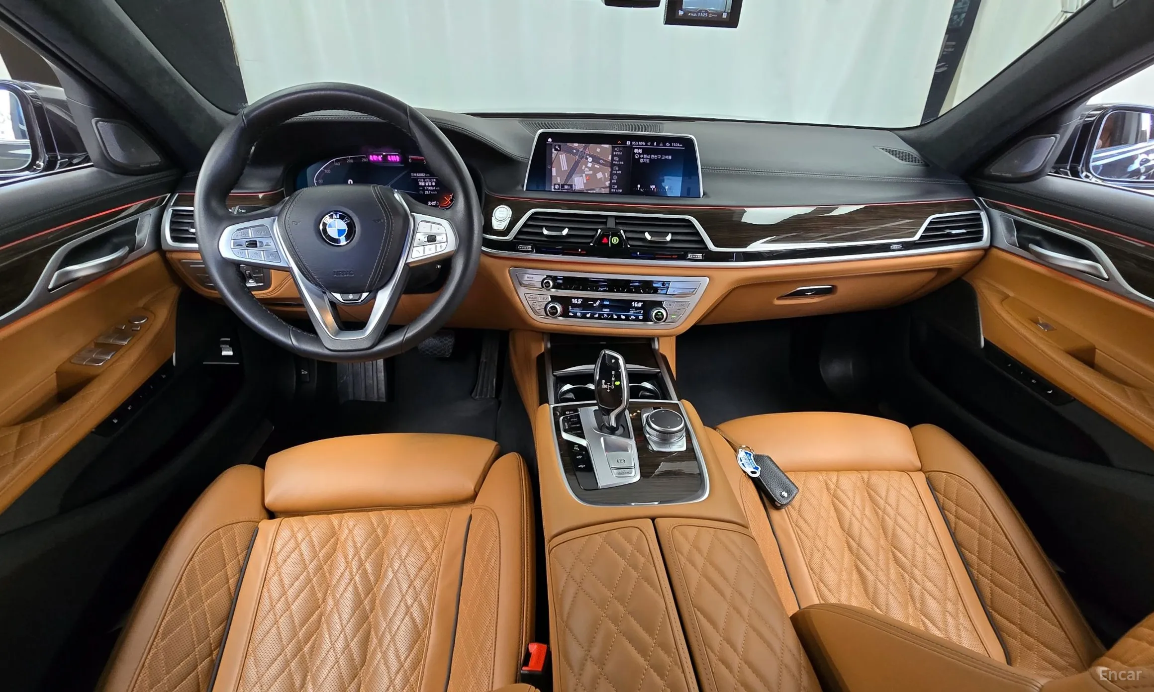 BMW 7 Series (G11) превью 4