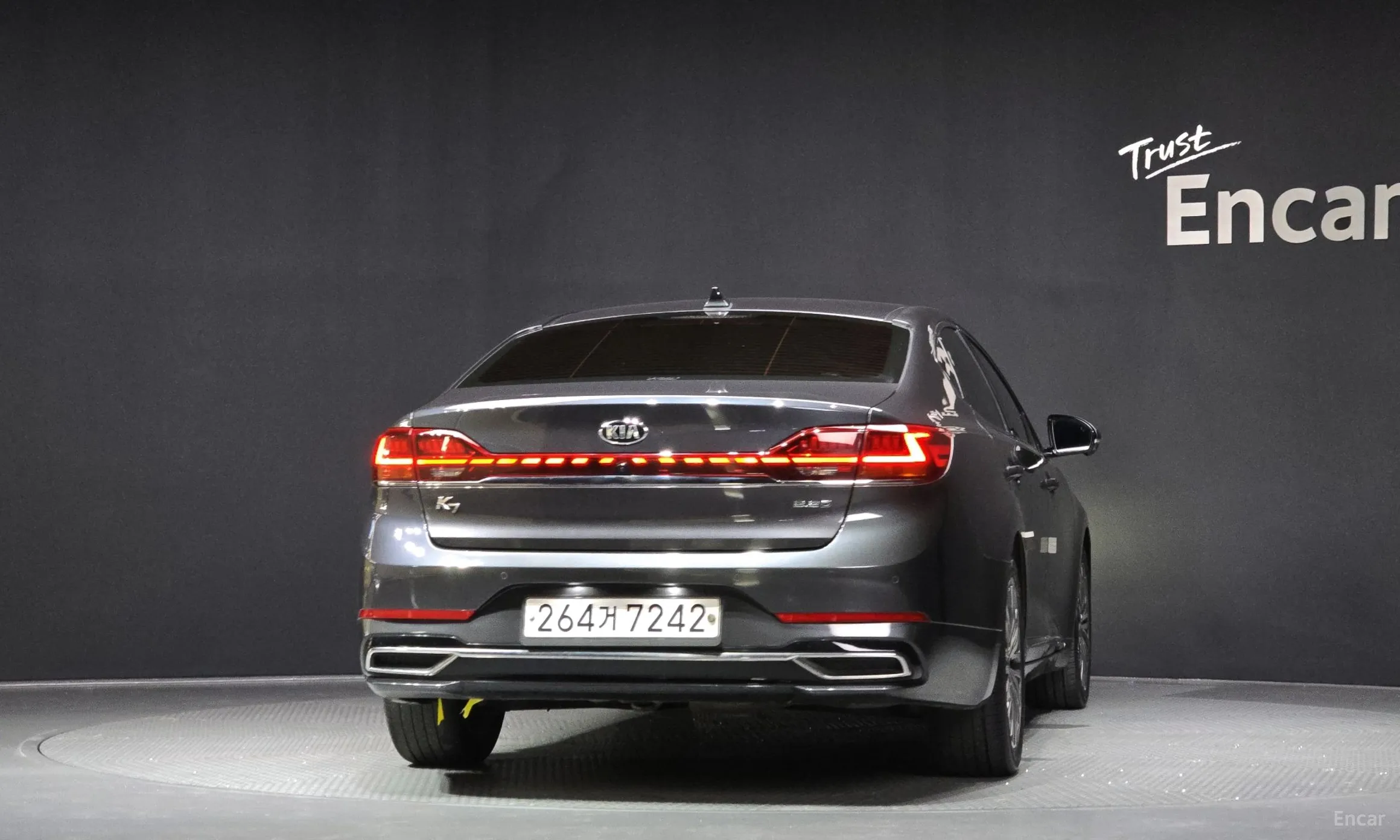 Kia K7 Premier превью 3