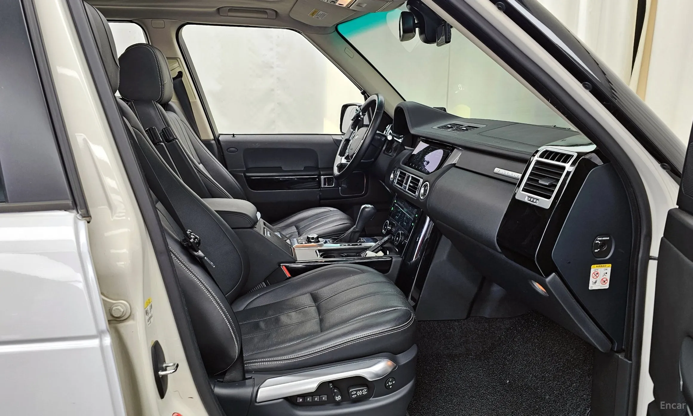 Land Rover Range Rover превью 11