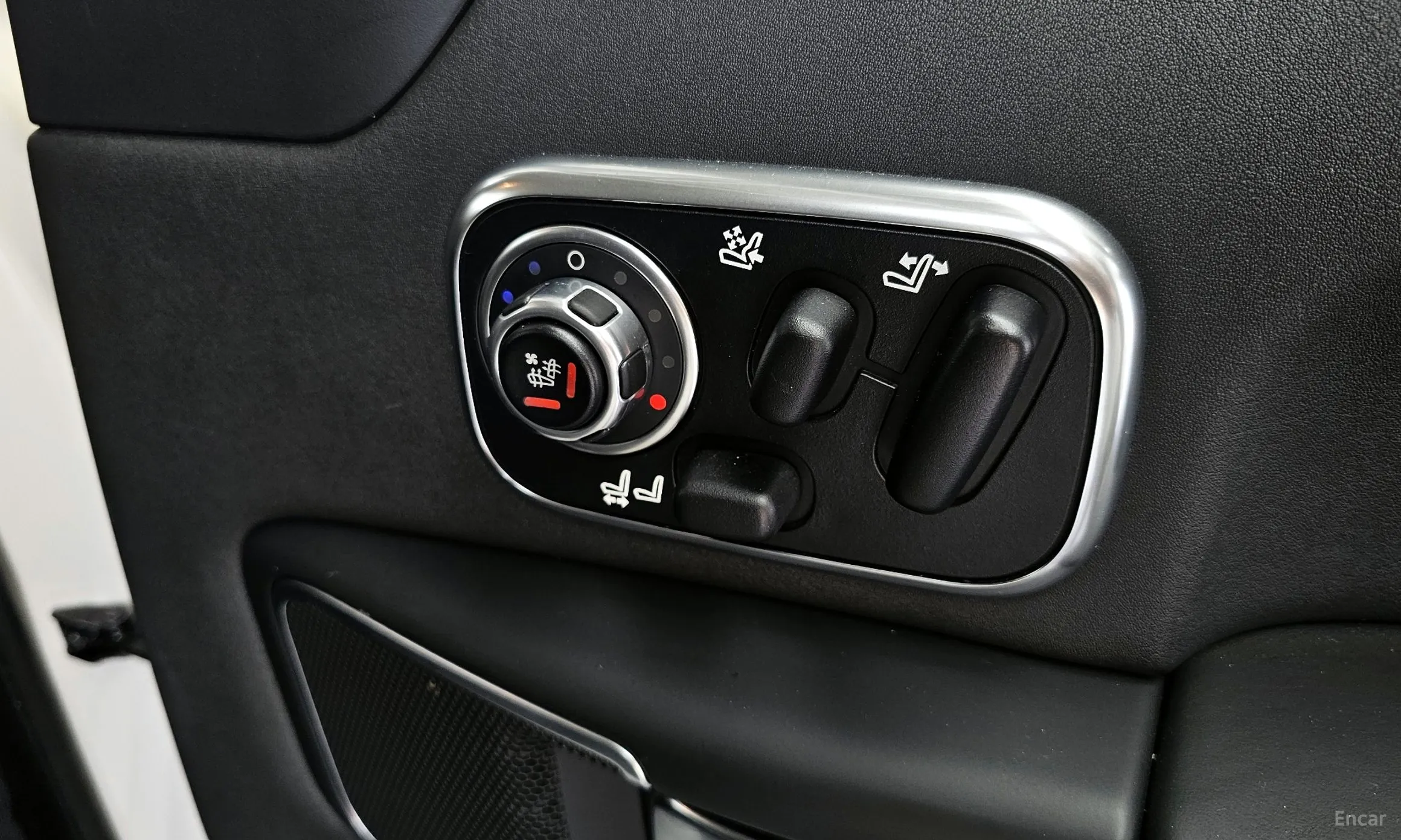 Land Rover Range Rover превью 18