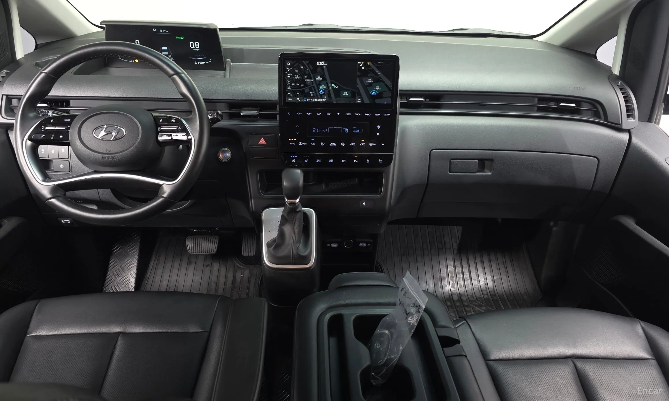 Hyundai Staria превью 4