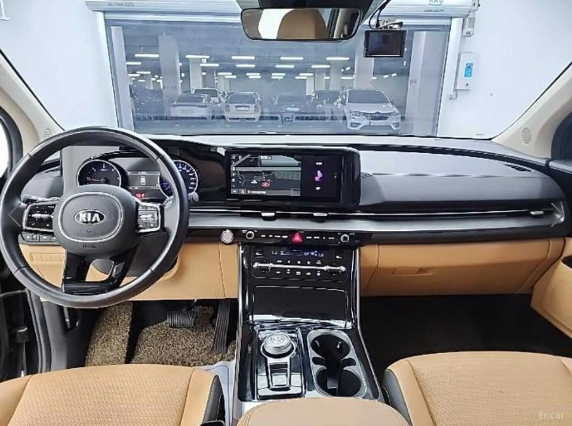 Kia Carnival Gen 4 превью 4