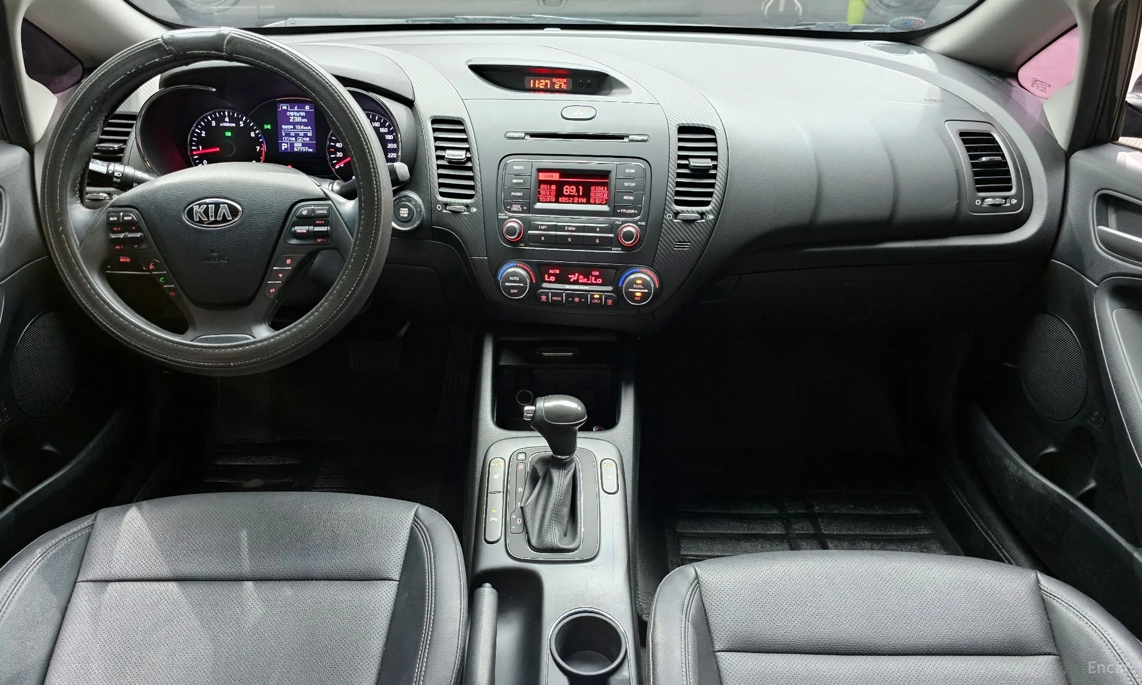 Kia K3 превью 4