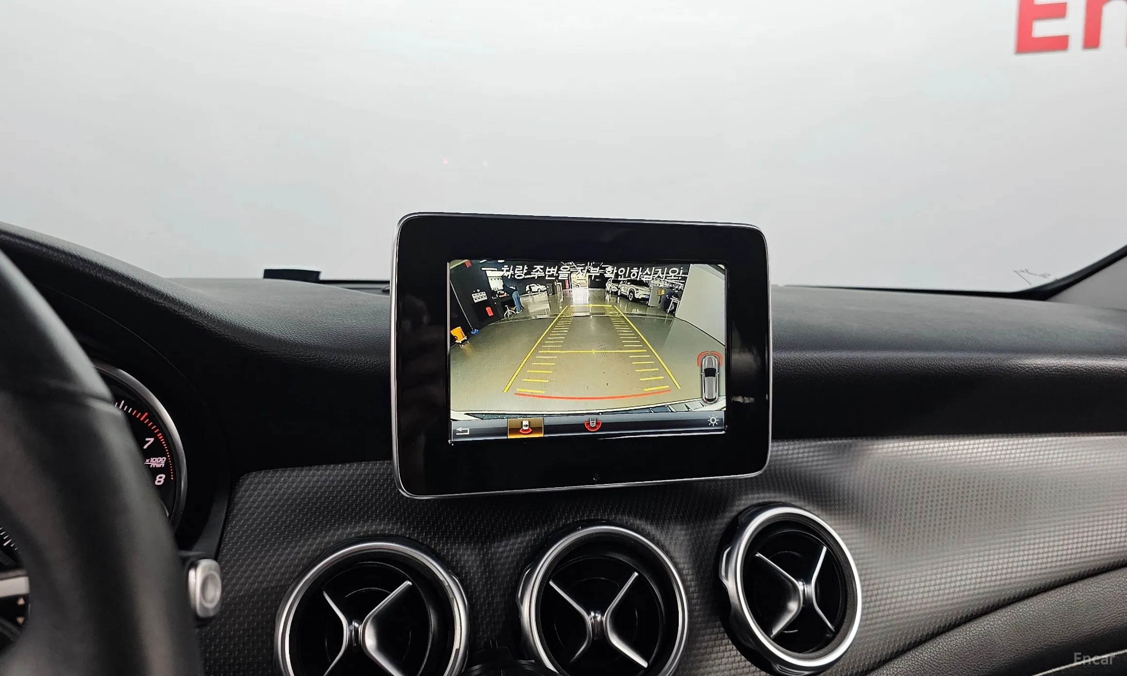 Mercedes Benz GLA-Class X156 превью 18