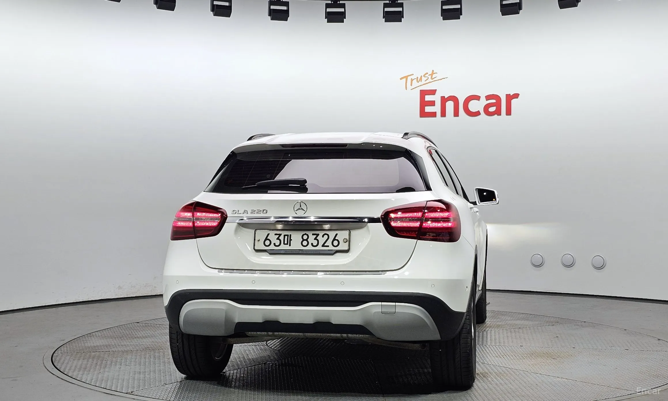 Mercedes Benz GLA-Class X156 превью 4