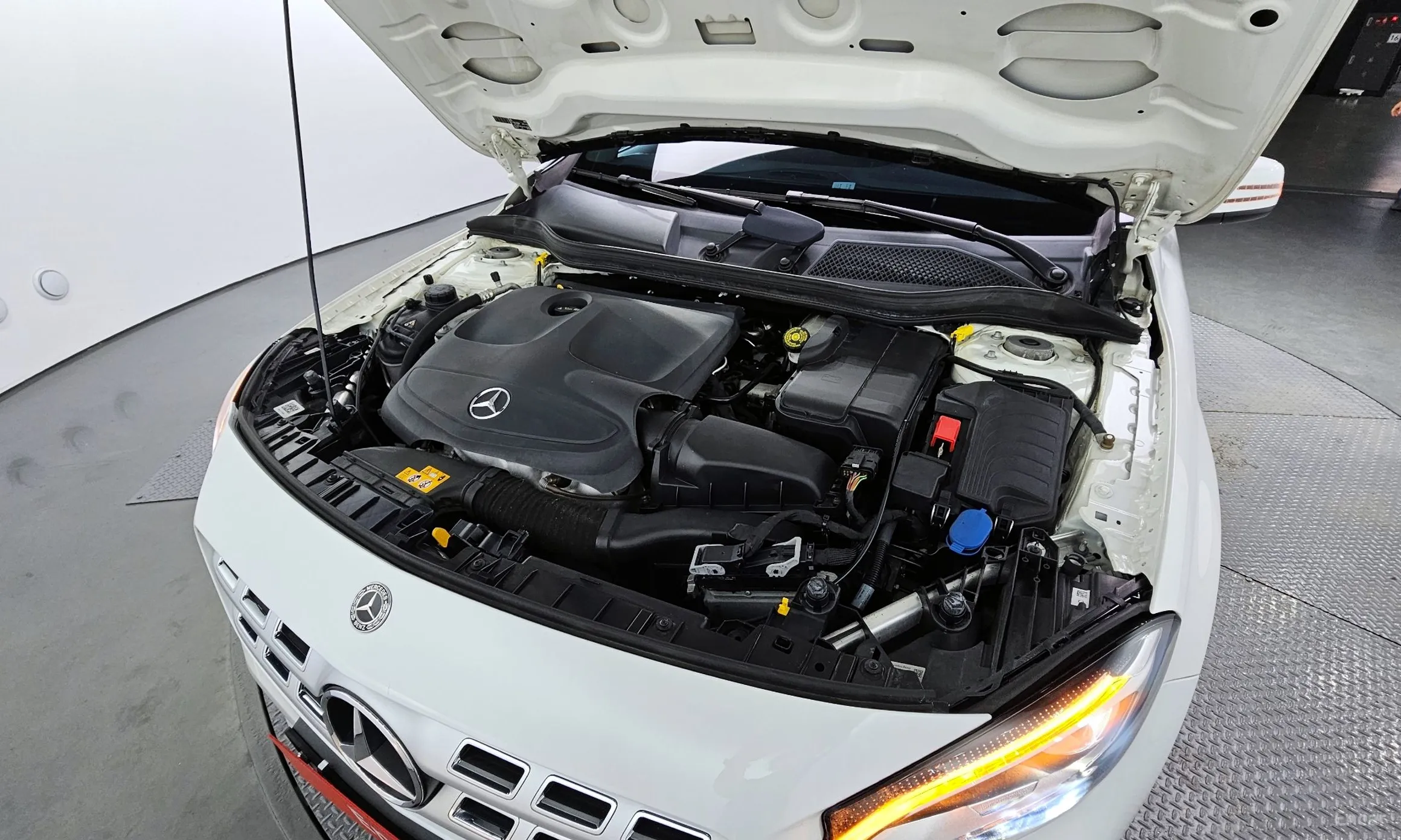 Mercedes Benz GLA-Class X156 превью 6