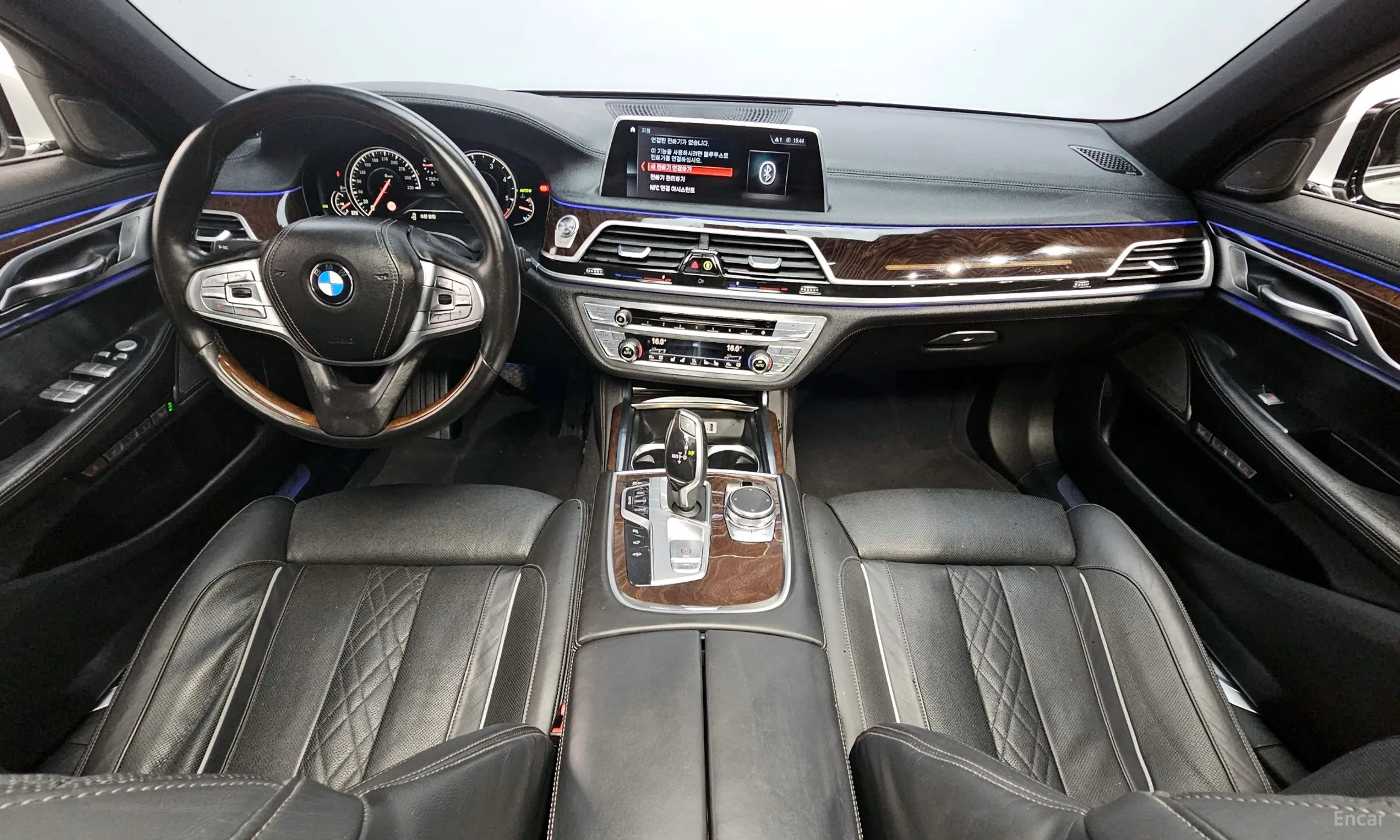 BMW 7 Series (G11) превью 4
