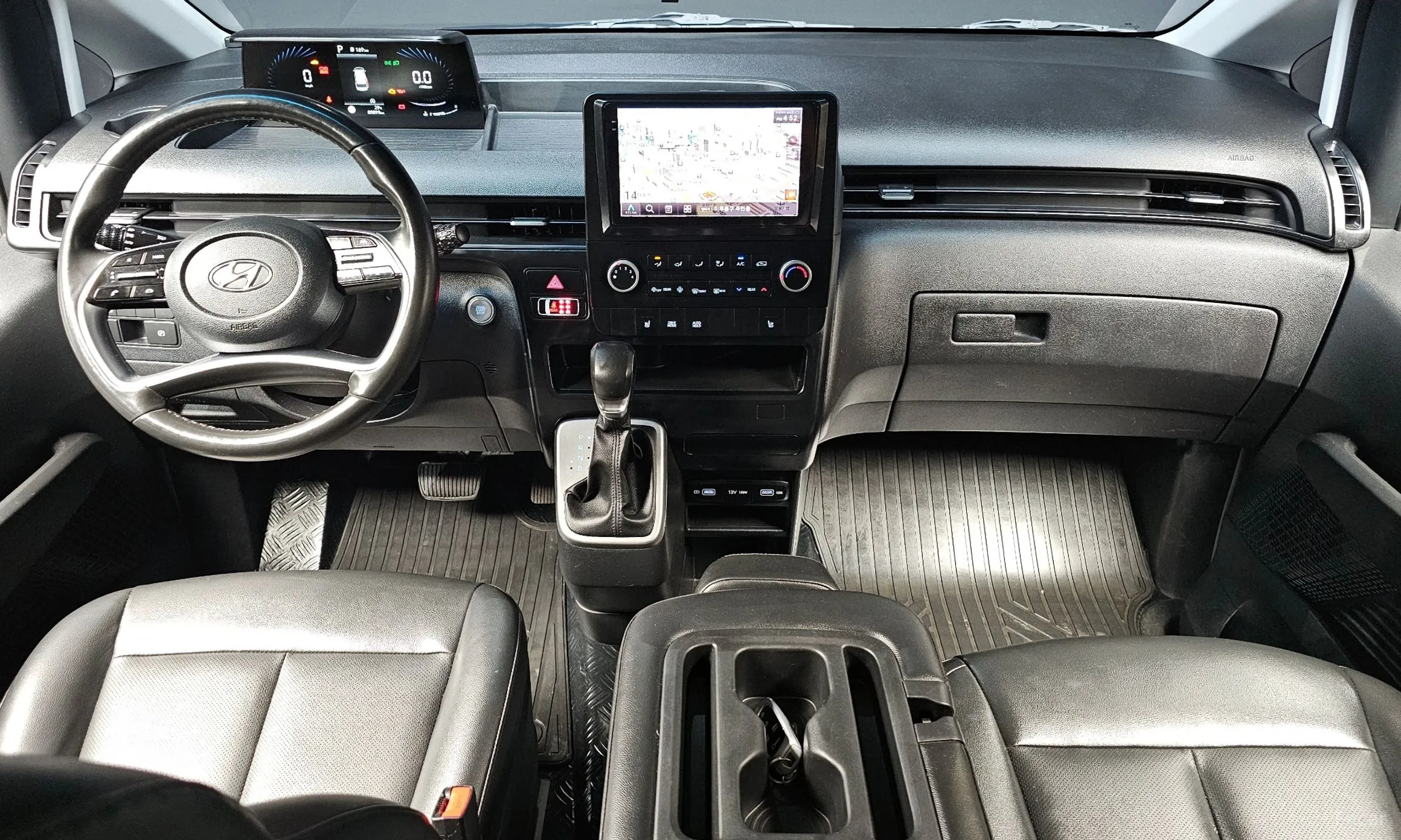 Hyundai Staria превью 4