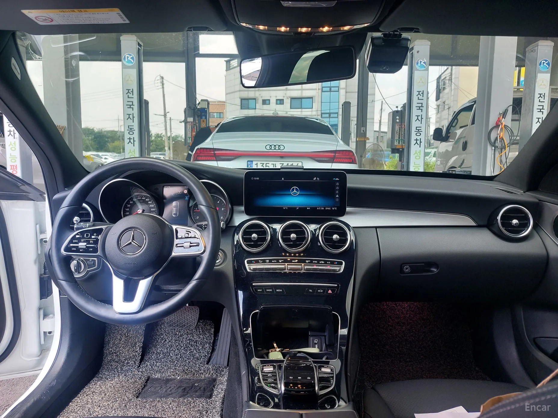 Mercedes Benz C-Class W205 превью 4