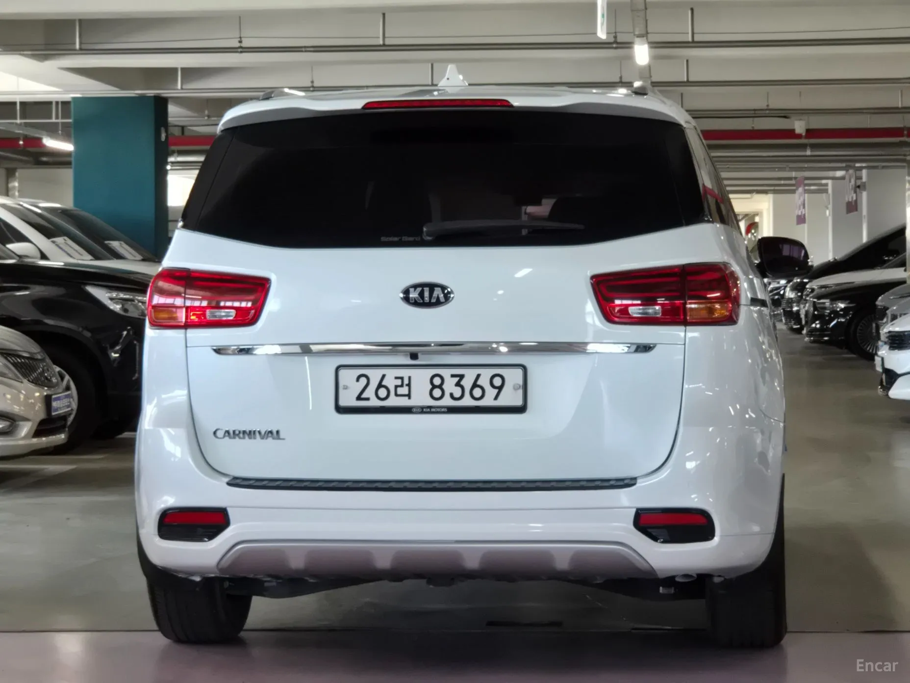Kia Carnival превью 3