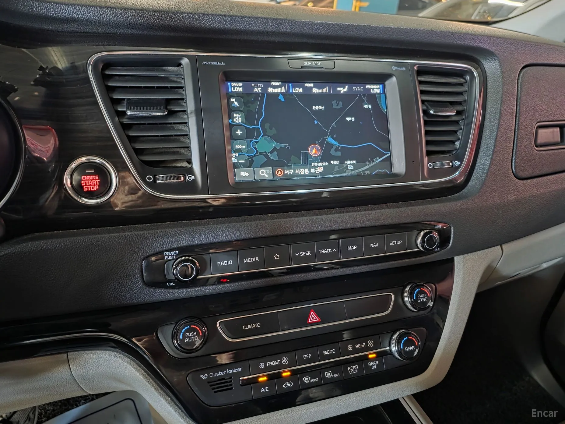 Kia Carnival превью 4