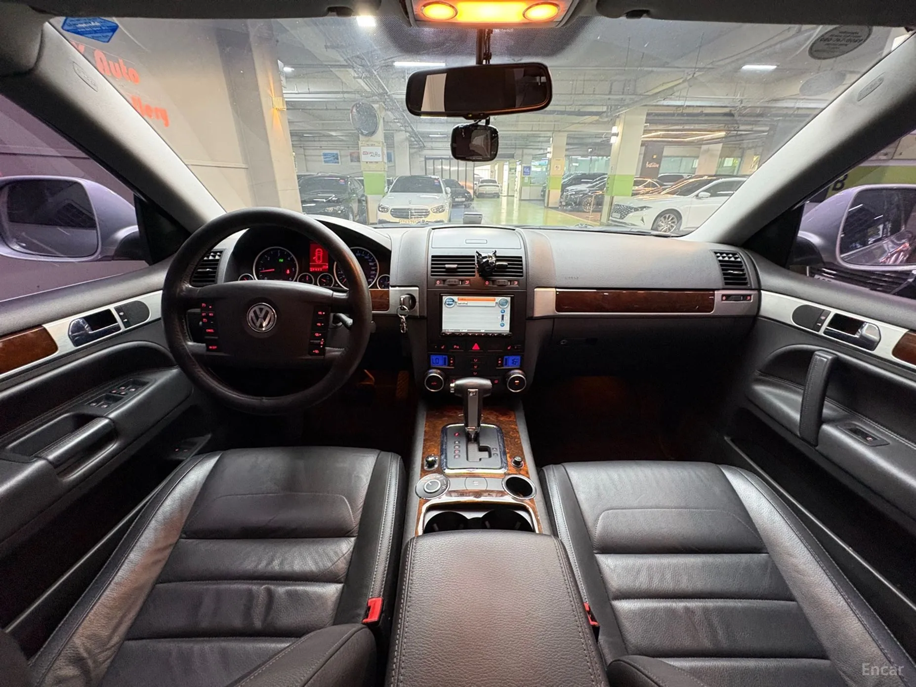 Volkswagen Touareg превью 4