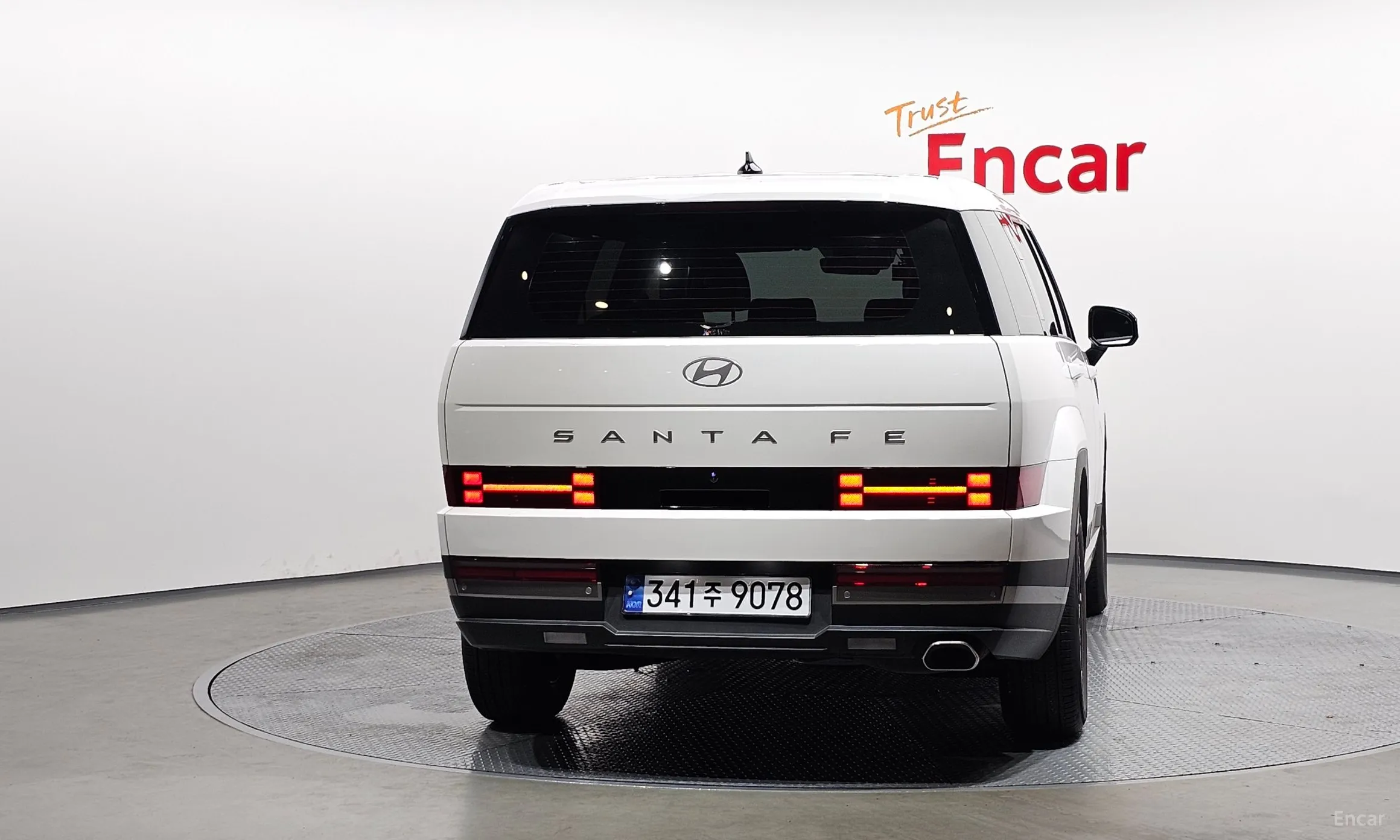 Hyundai Santa Fe (MX5) превью 3