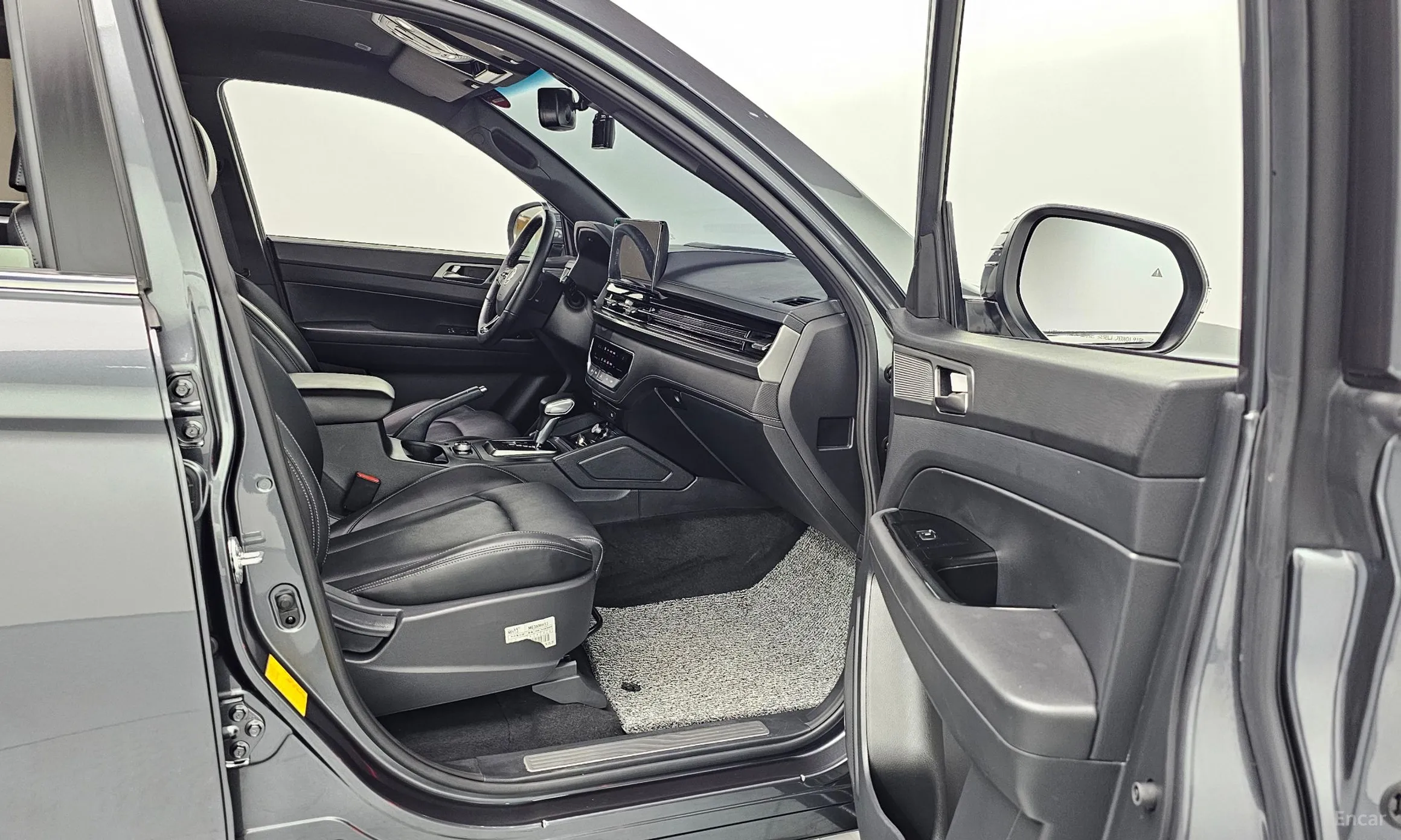 KG Mobility (SsangYong) Rexton Sports превью 10