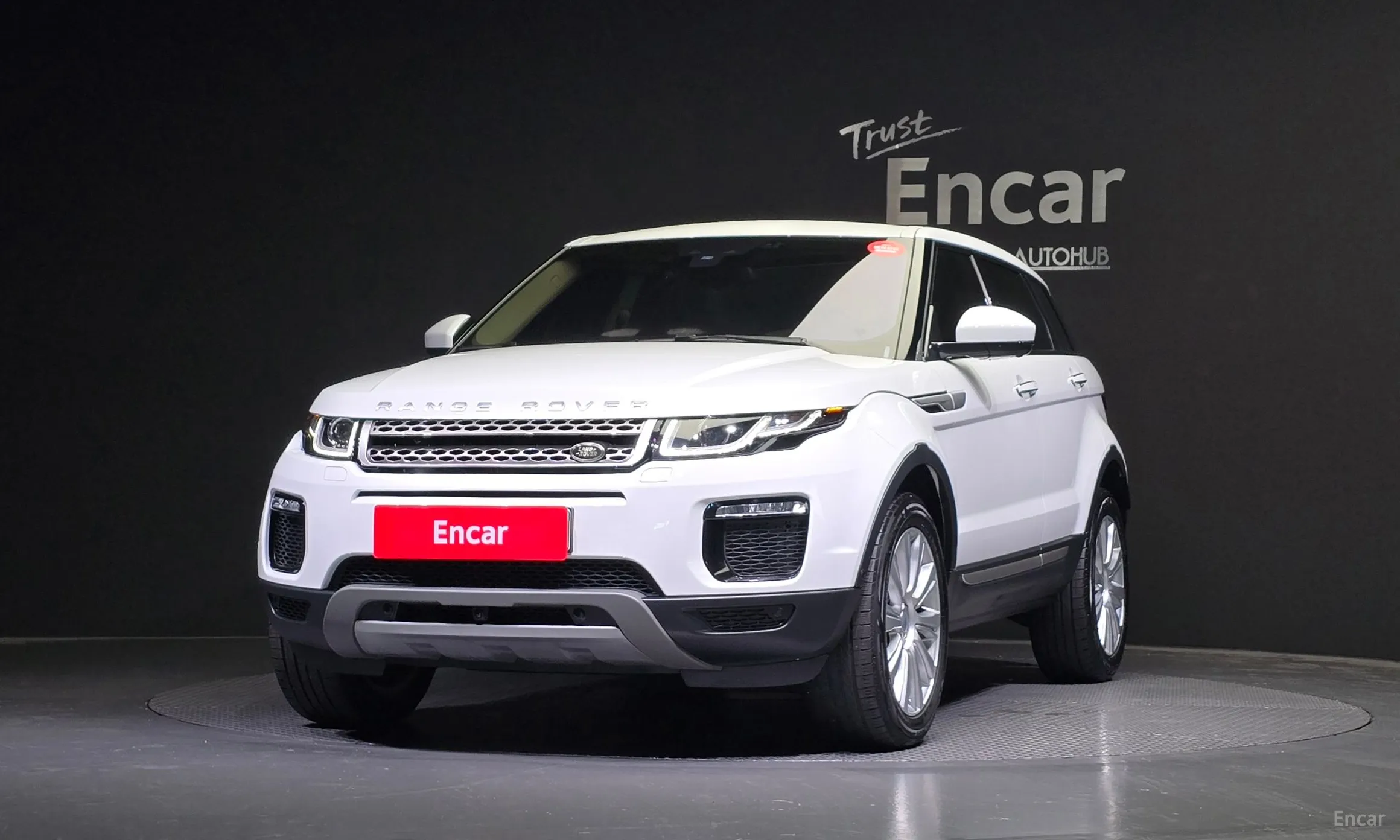 Land Rover Range Rover Evoque превью 2