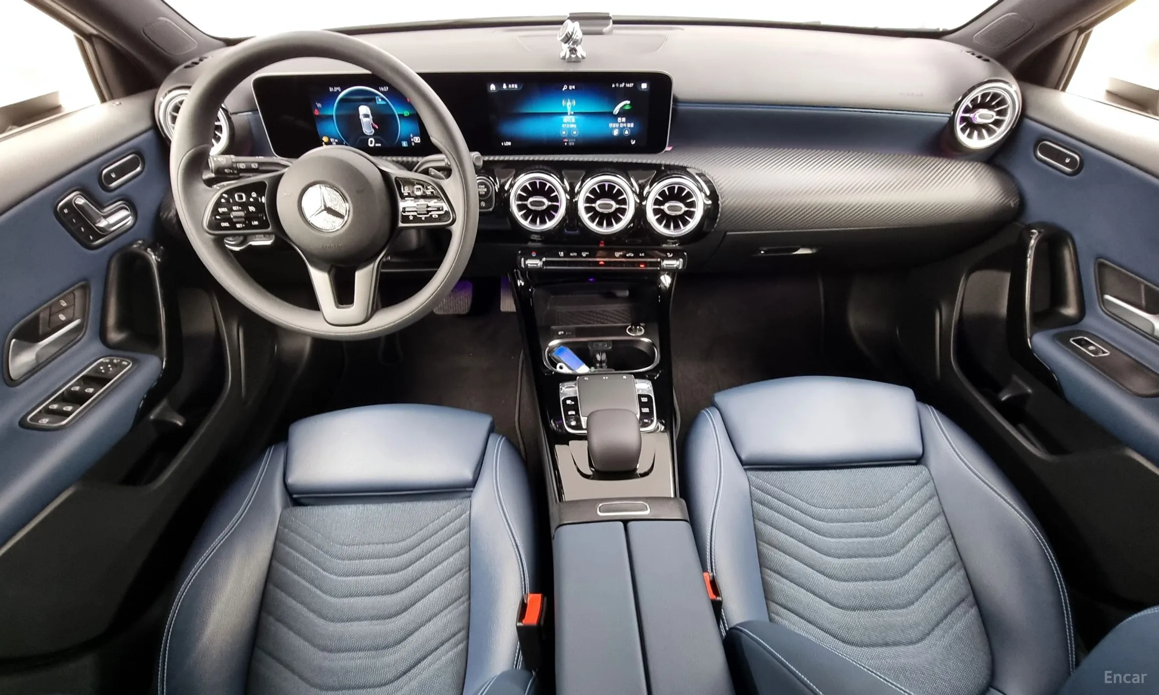 Mercedes Benz A-Class W177 превью 4