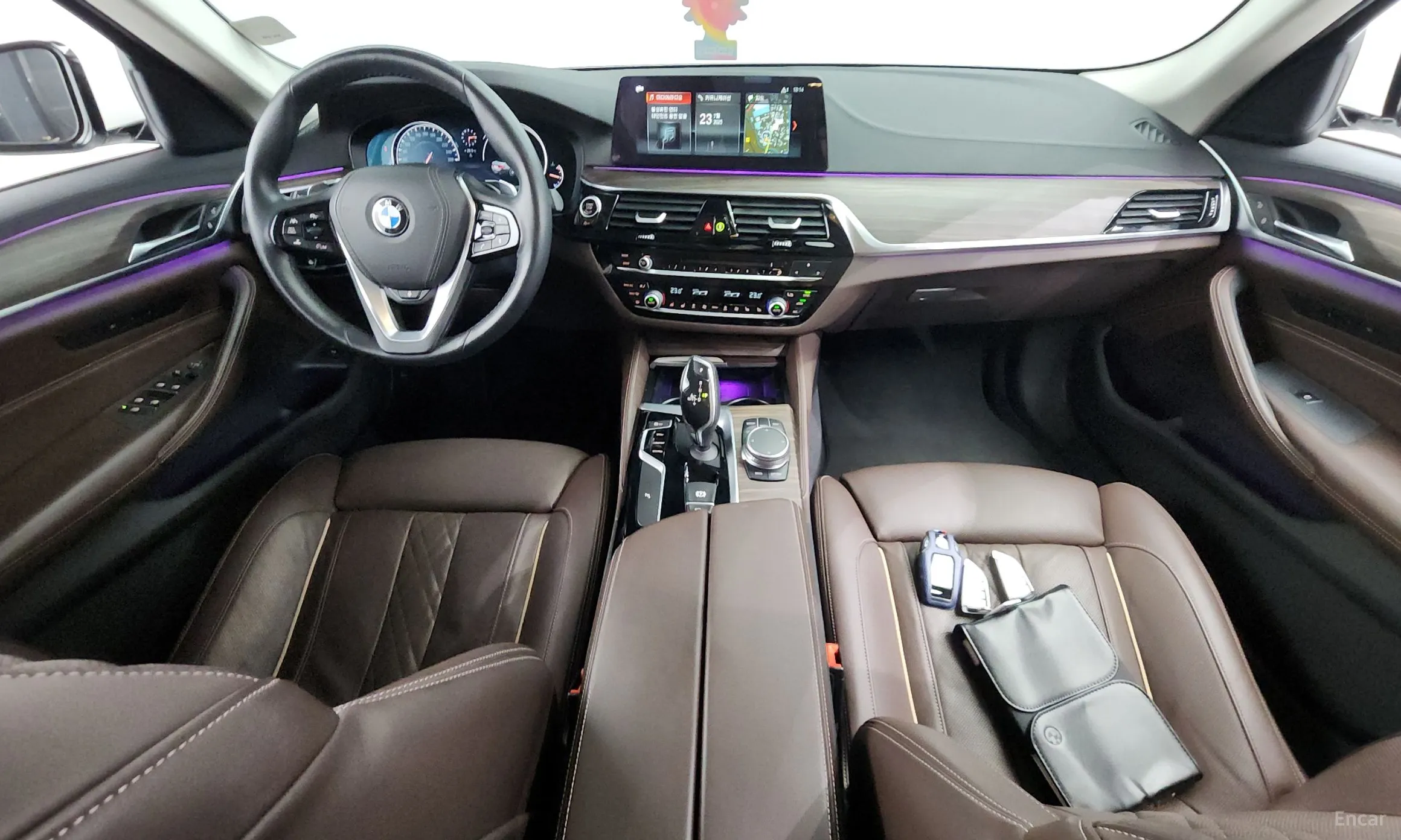 BMW 5 Series (G30) превью 4