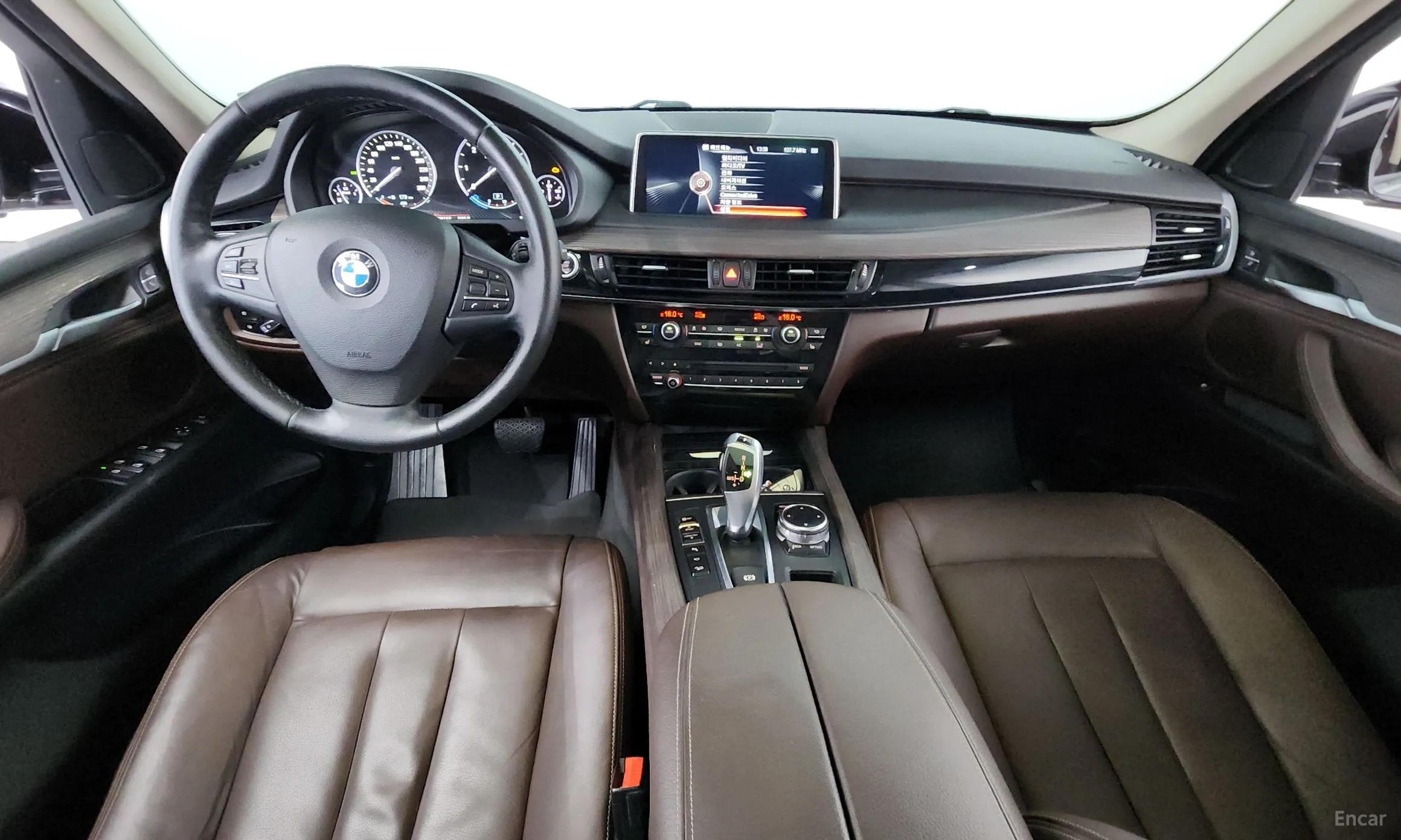 BMW X5 (F15) превью 4