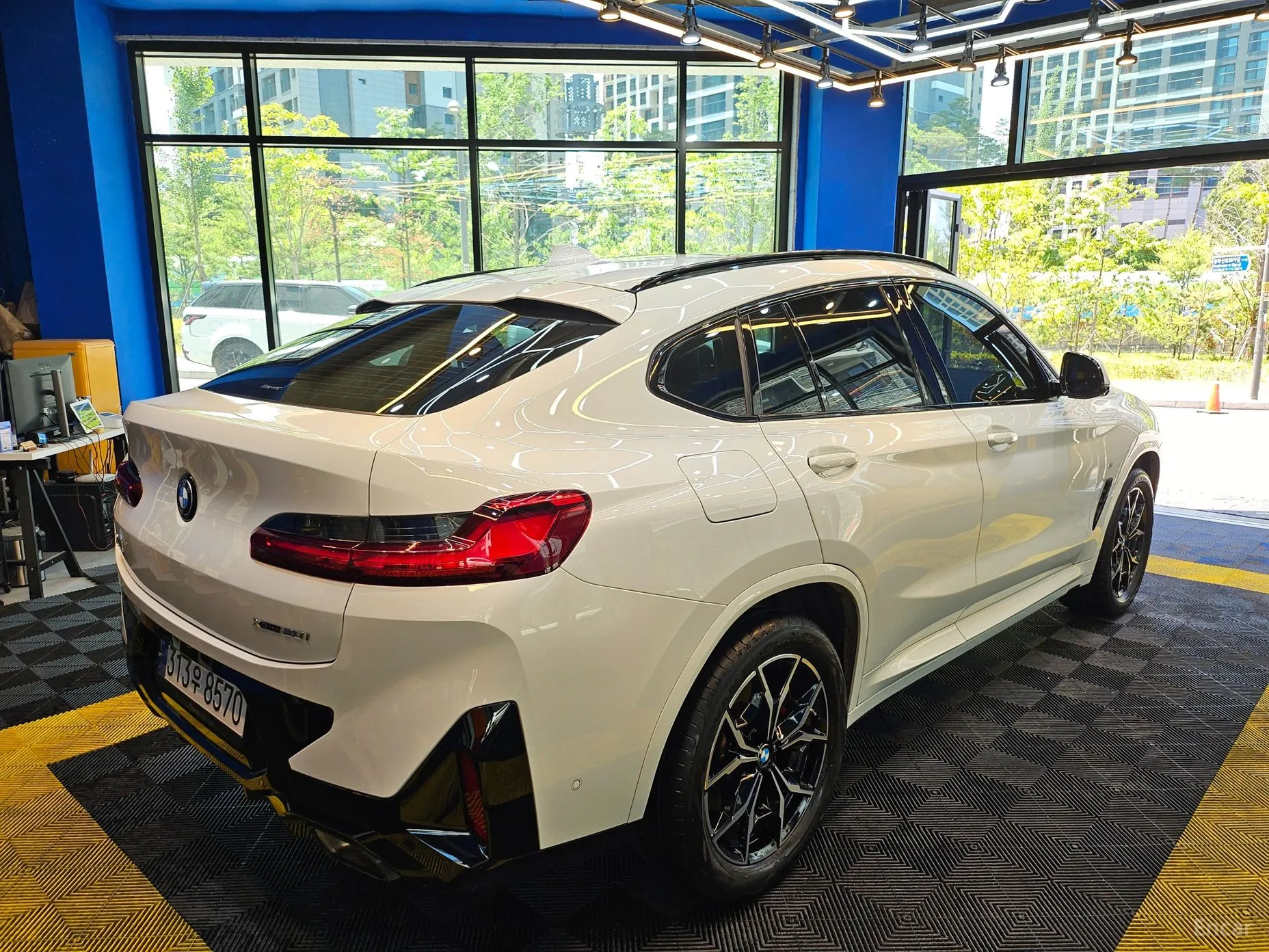 BMW X4 (G02) превью 7