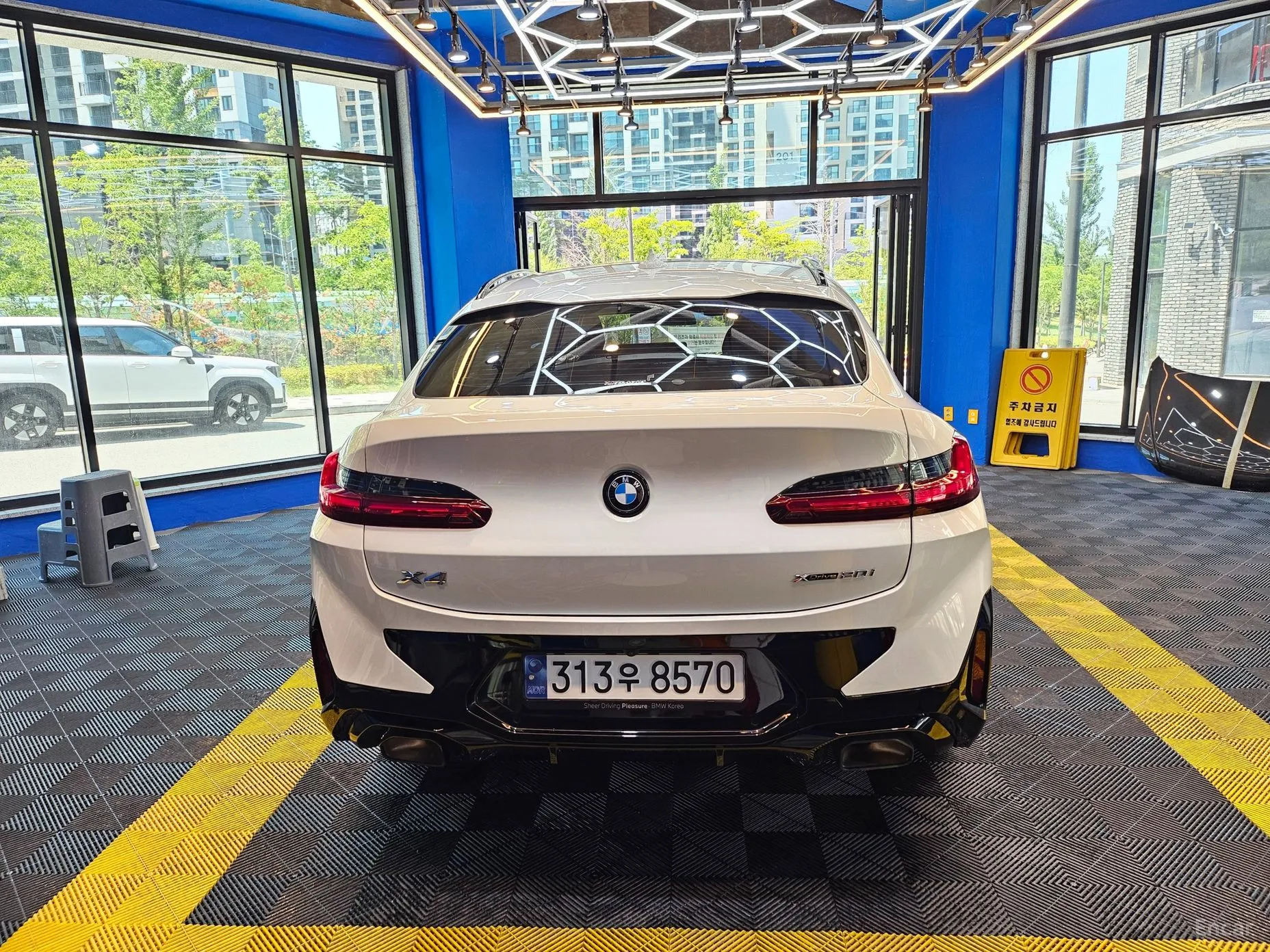 BMW X4 (G02) превью 8