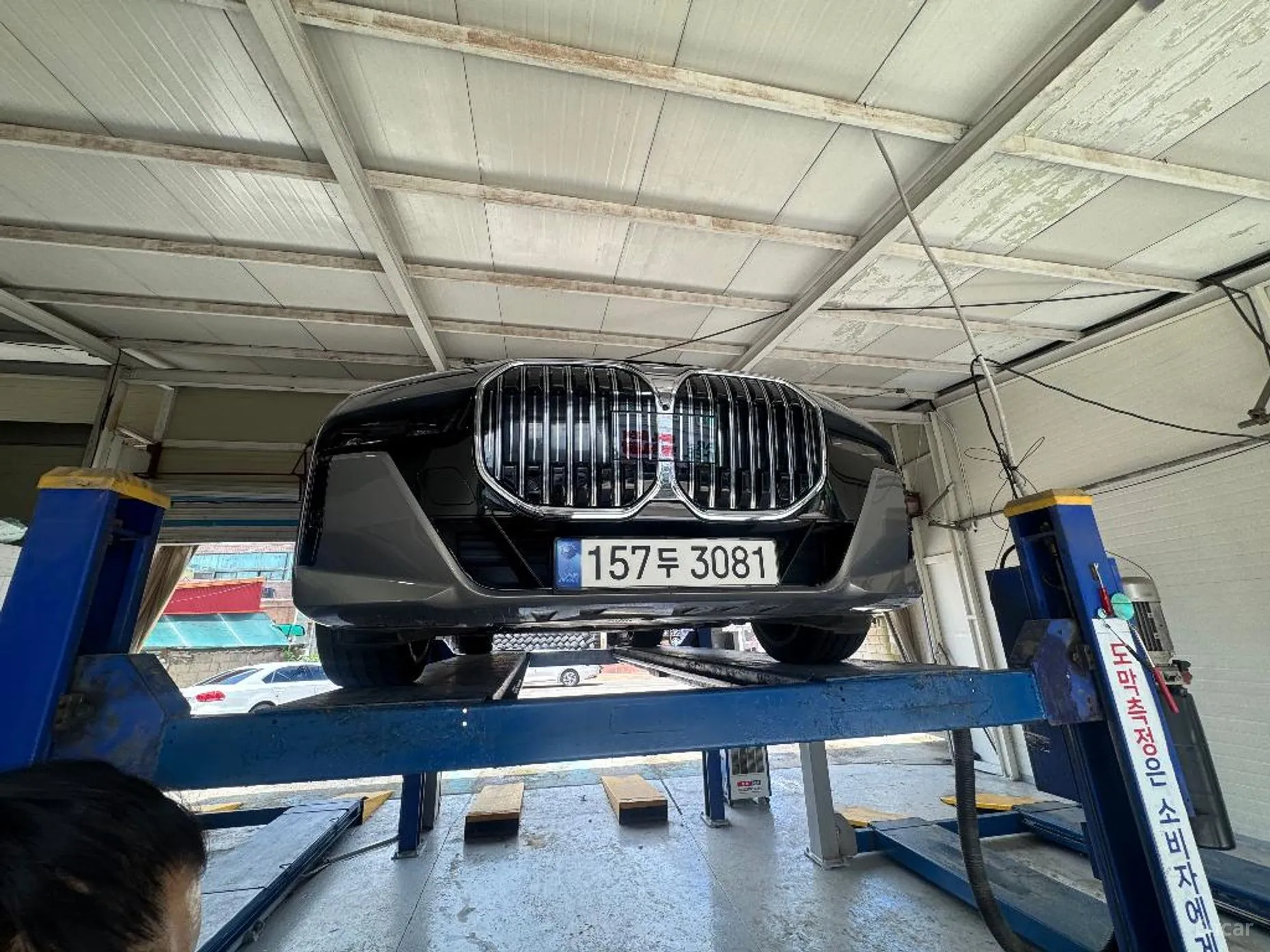 7 Series (G70)