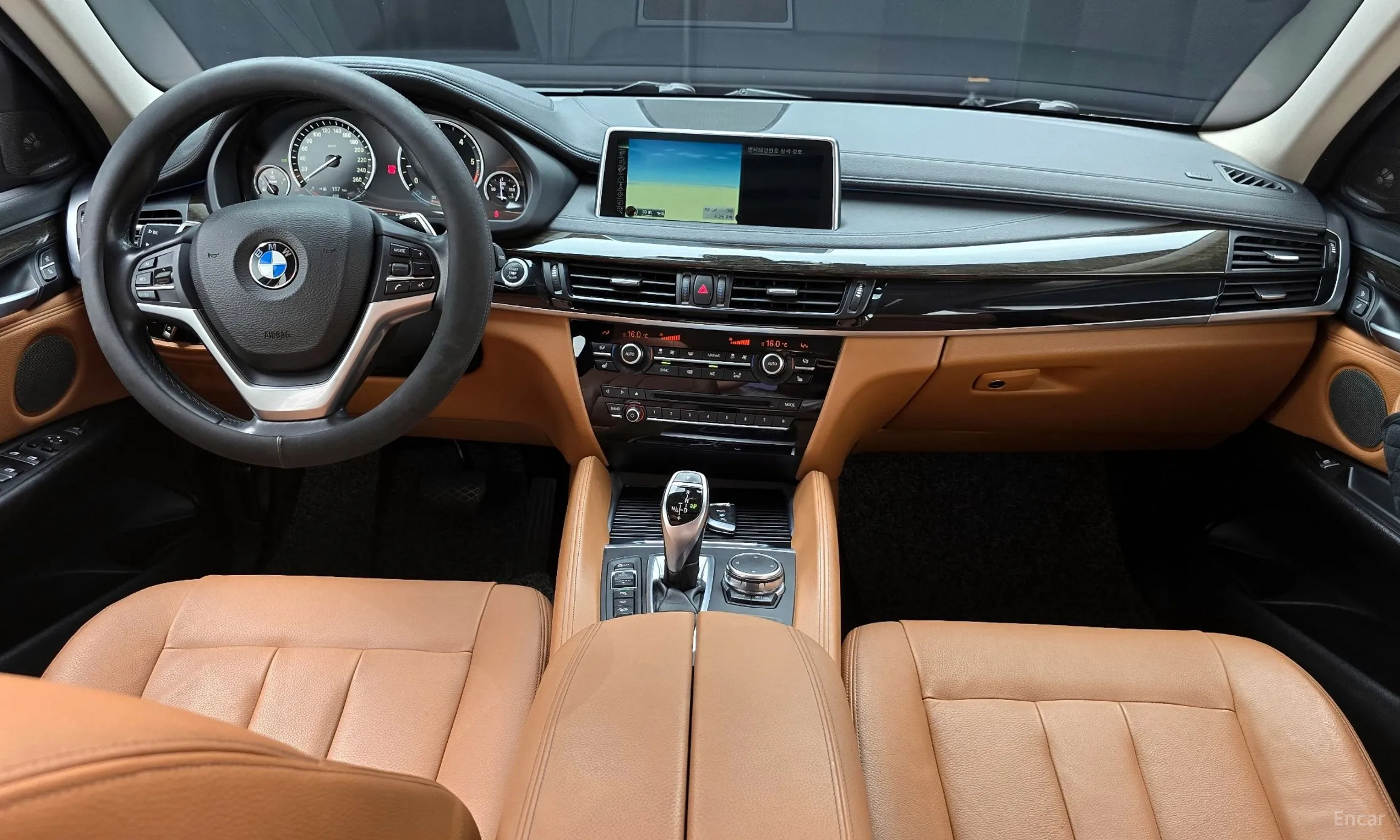 BMW X6 (F16) превью 4