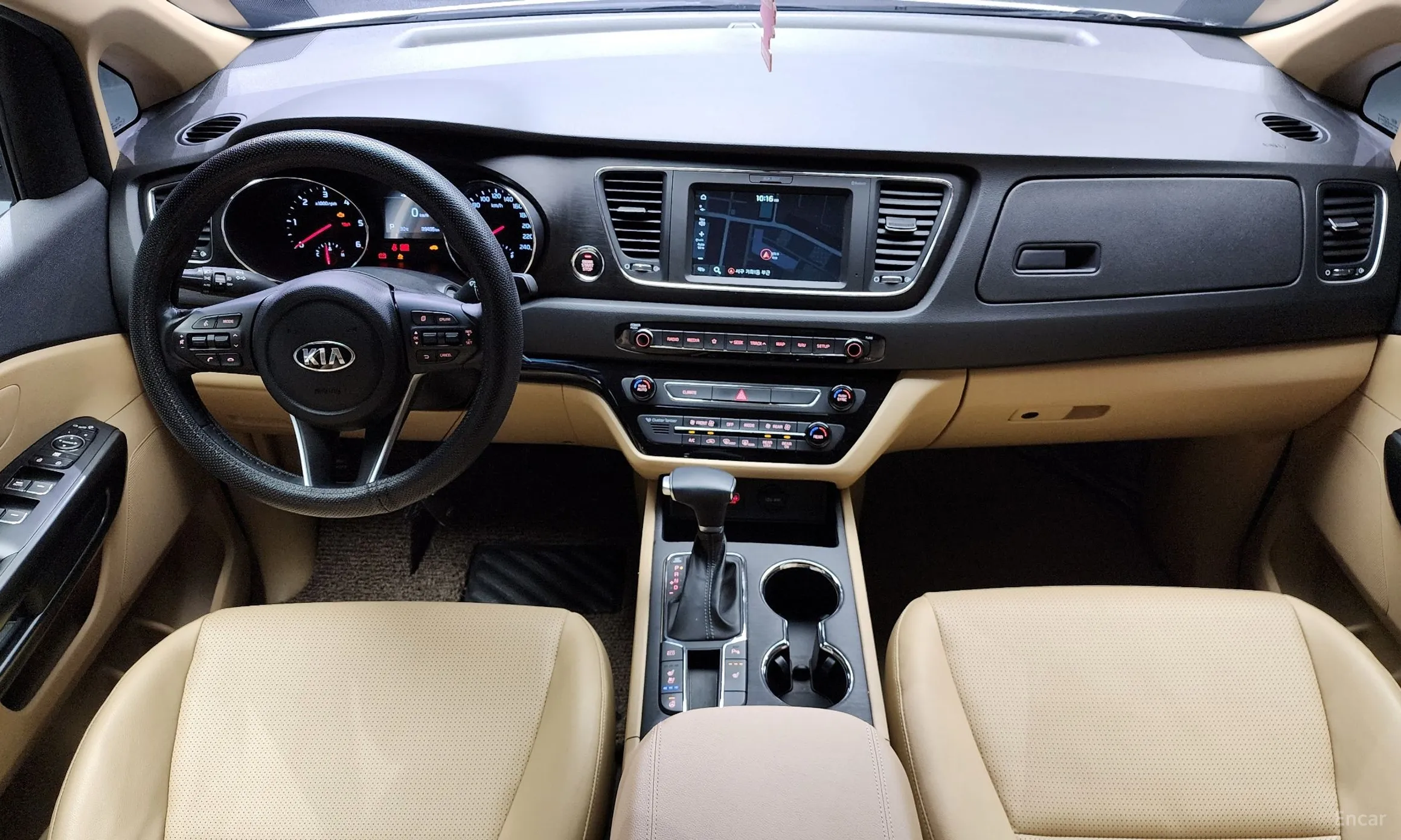 Kia Carnival превью 4
