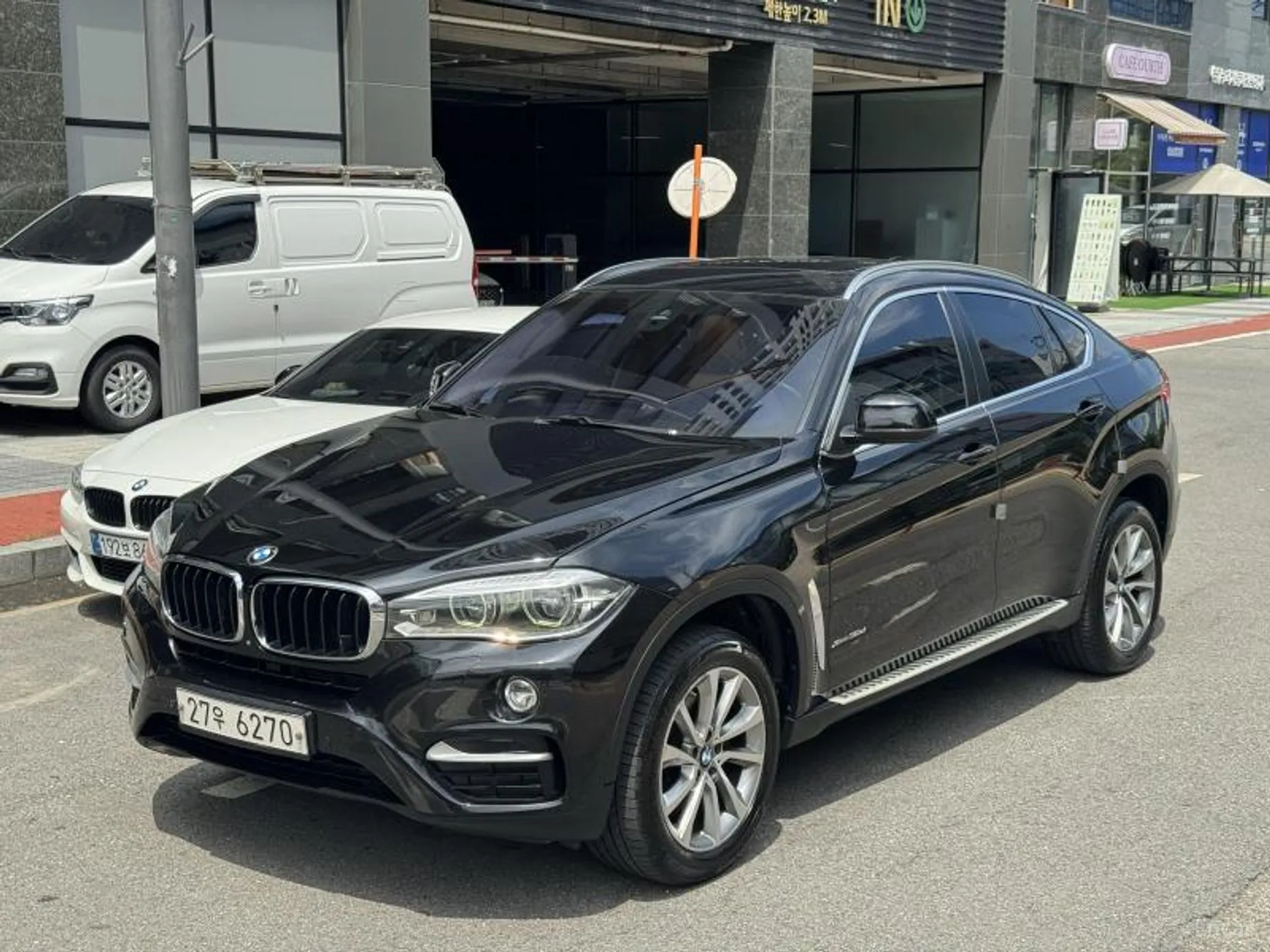BMW X6 (F16)