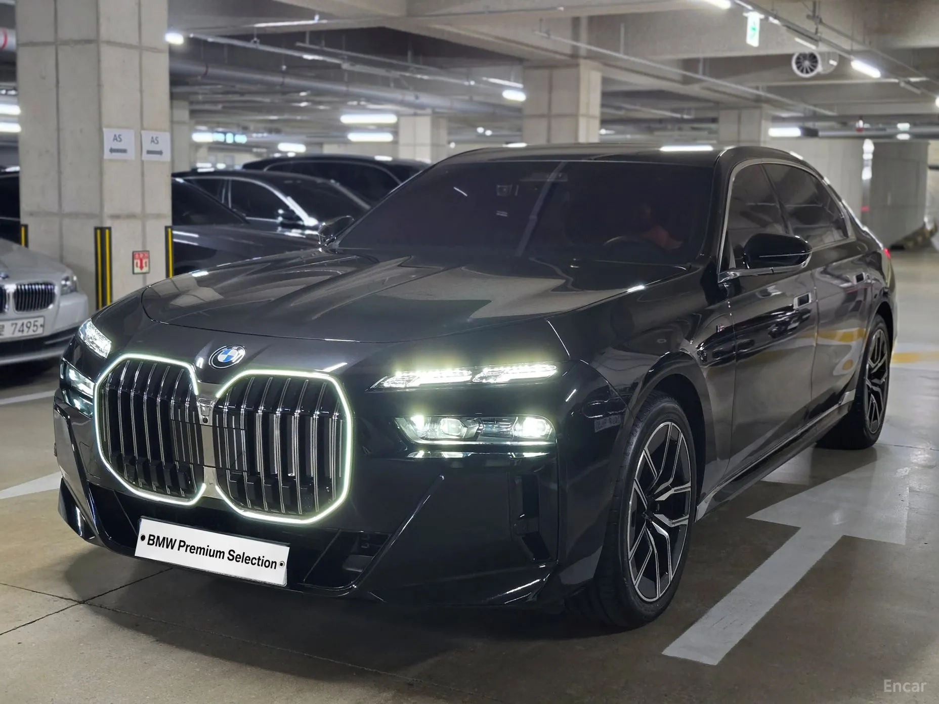 BMW 7 Series (G70)