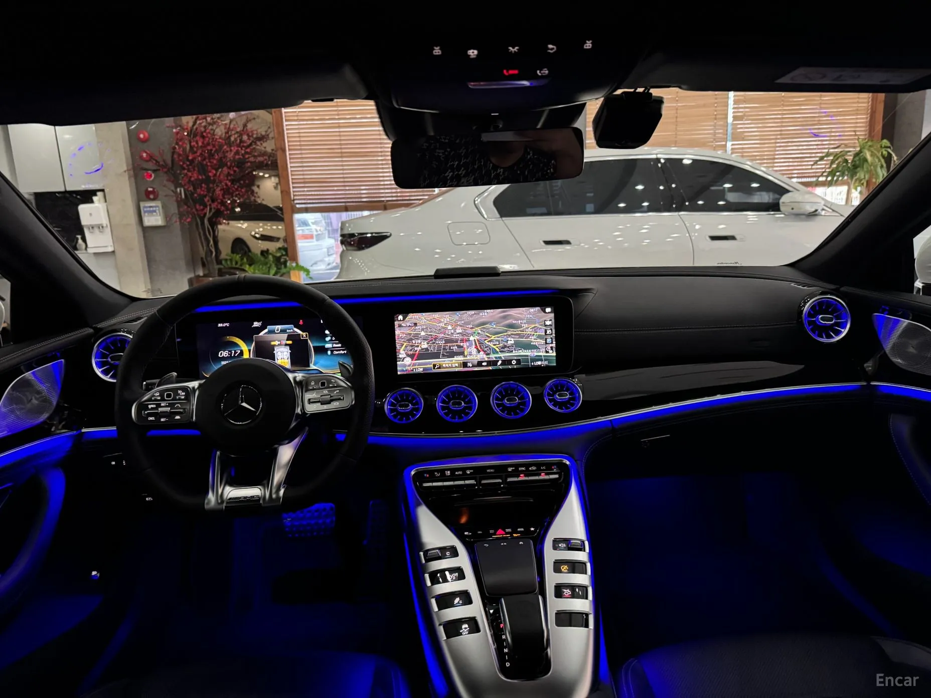 Mercedes Benz AMG GT превью 4