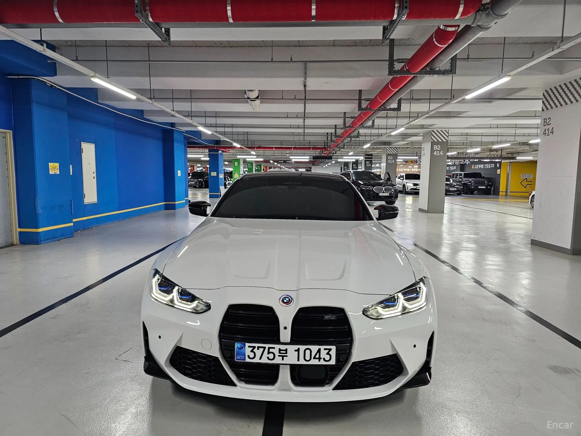 BMW M4 (G82)