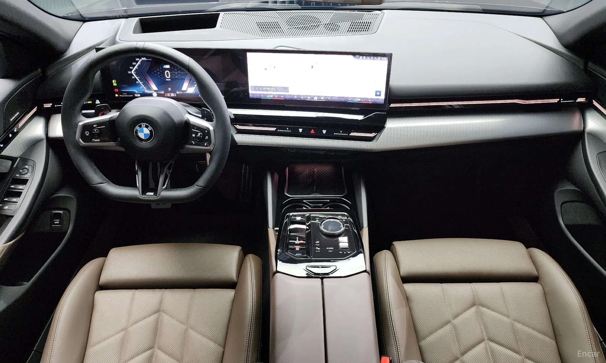BMW 5 Series (G60) превью 4