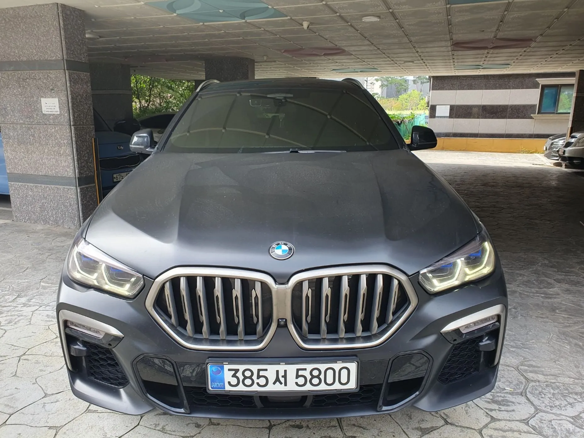 BMW X6 (G06)
