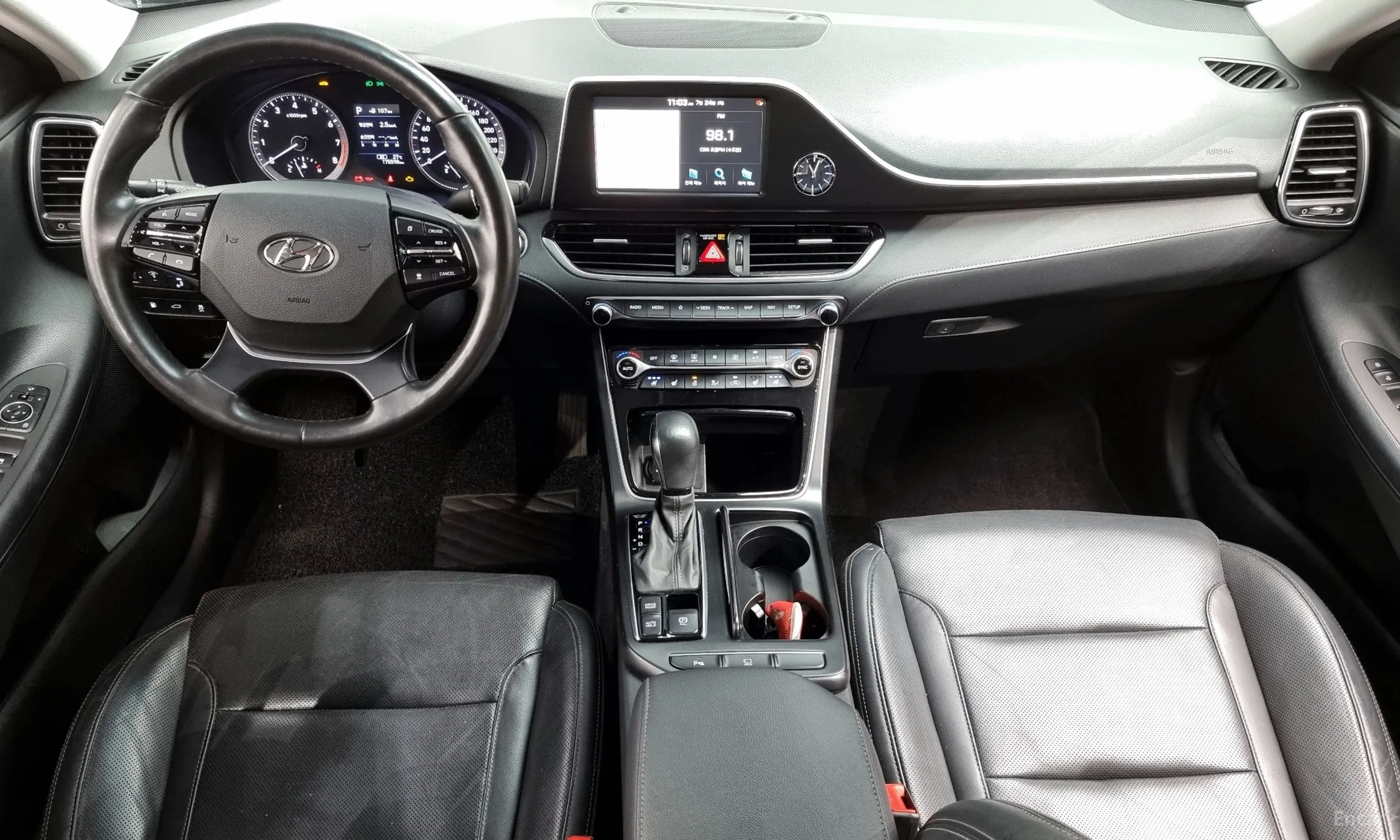 Hyundai Grandeur IG превью 4