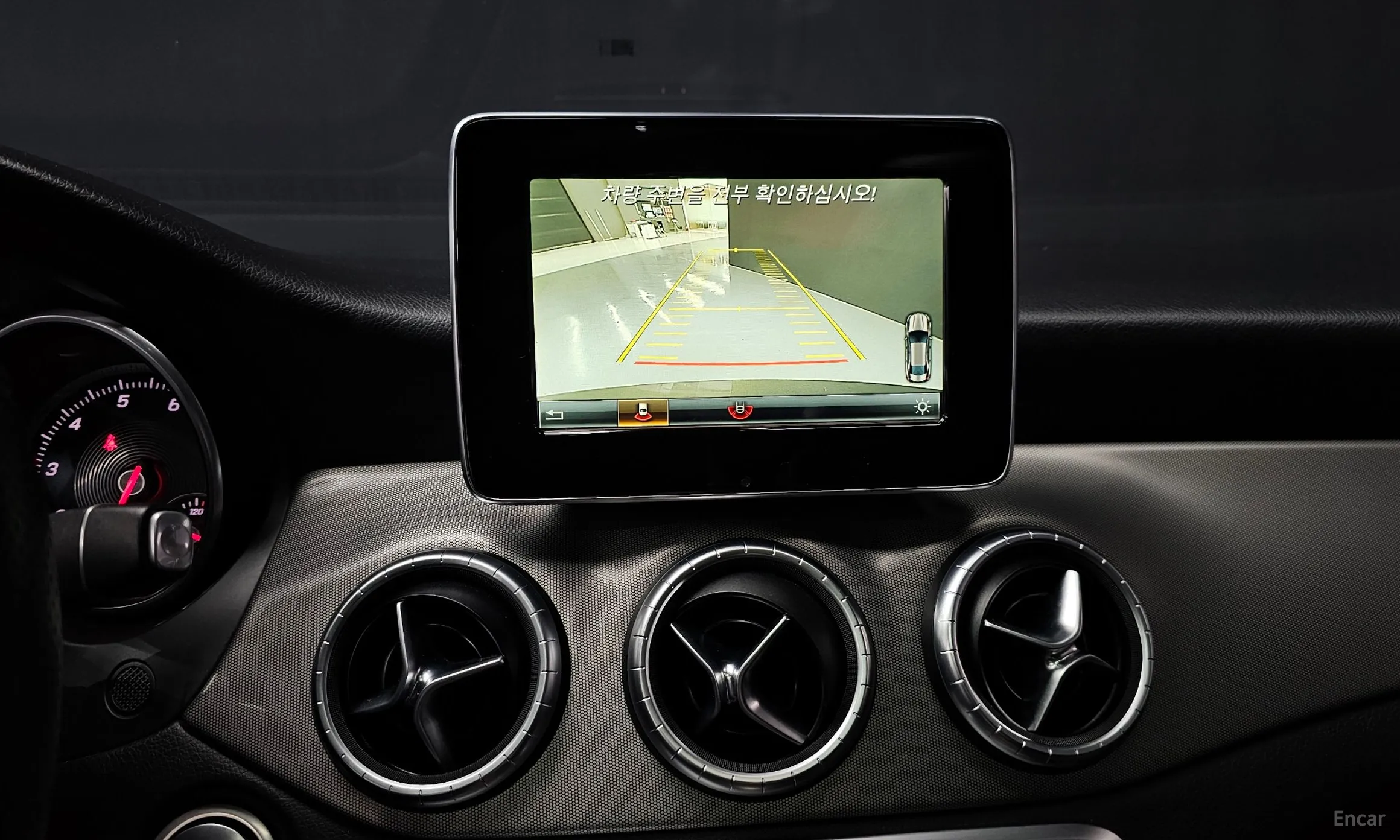Mercedes Benz CLA-Class C117 превью 15