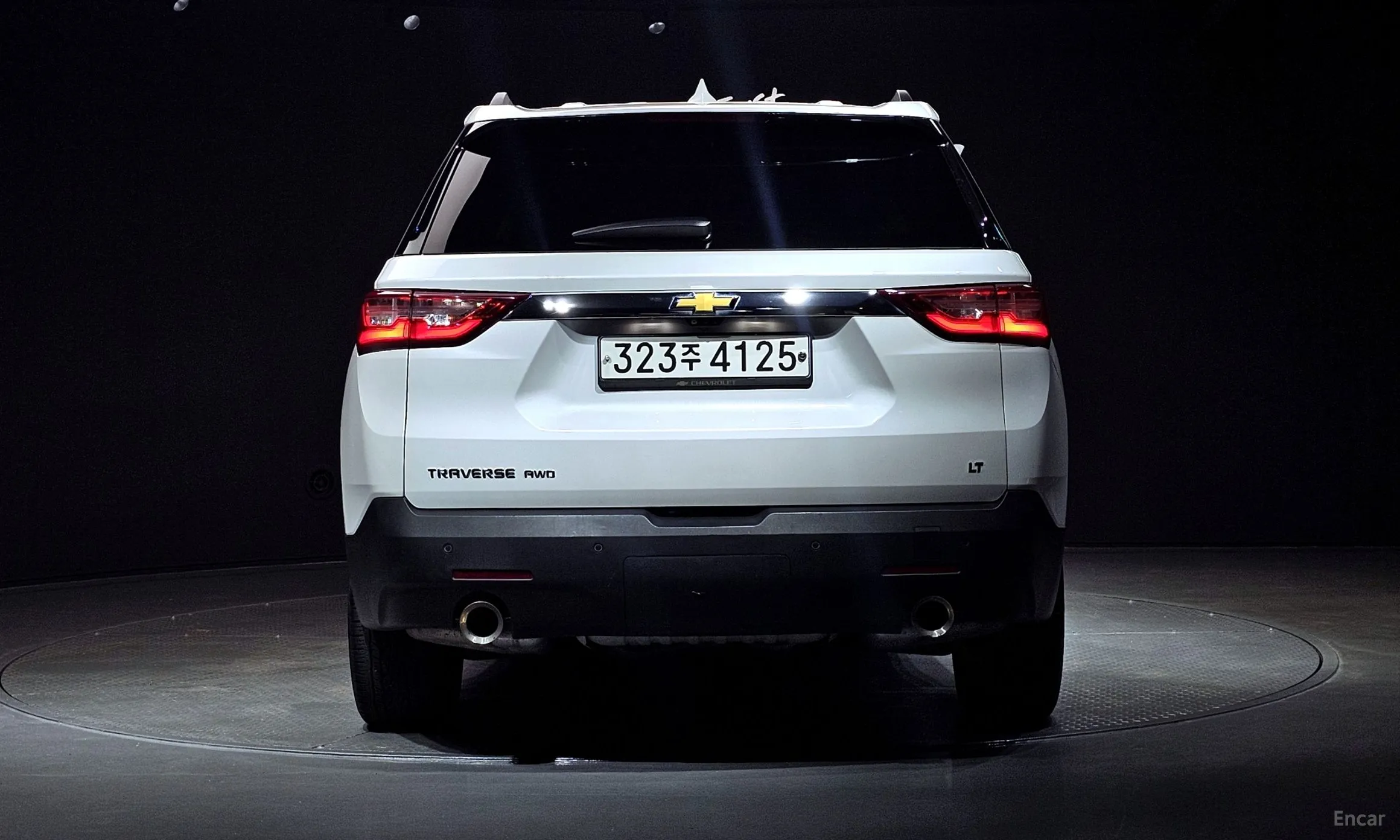 Chevrolet (GM Daewoo) Traverse превью 3