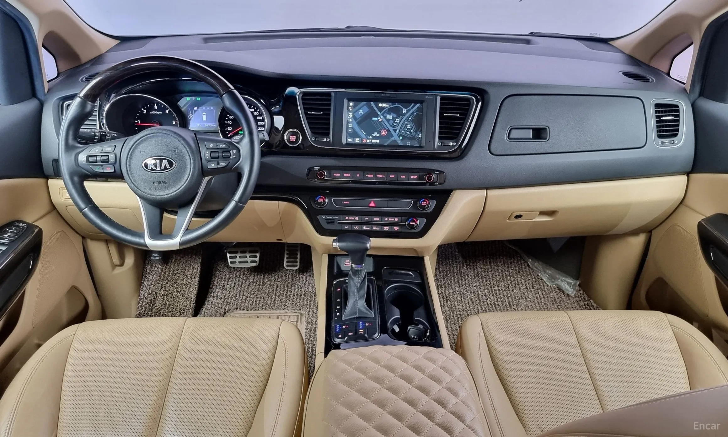 Kia Carnival превью 4