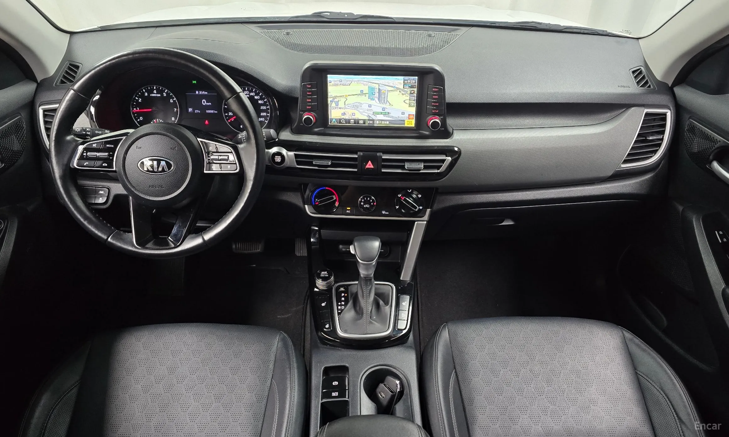 Kia Seltos превью 4