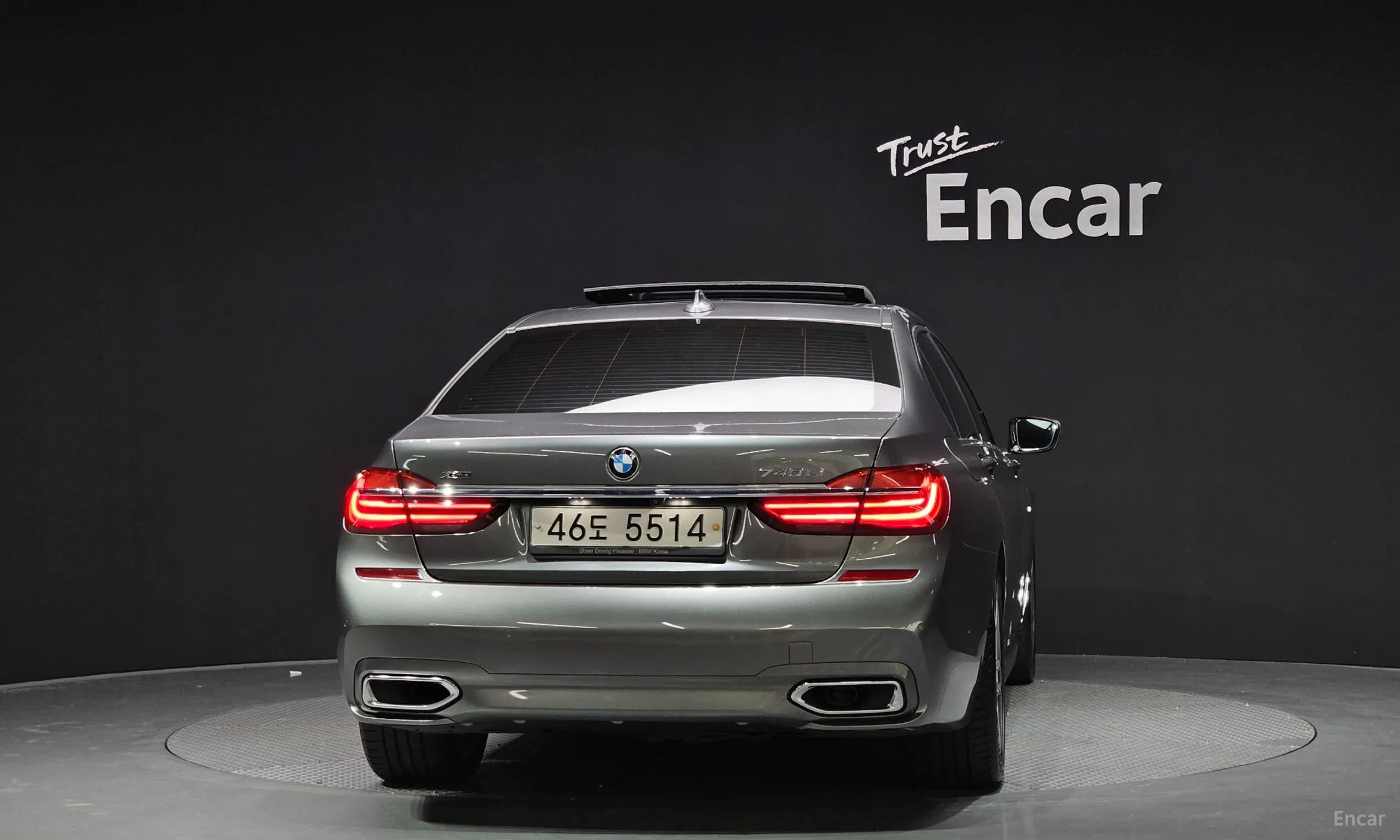 BMW 7 Series (G11) превью 3