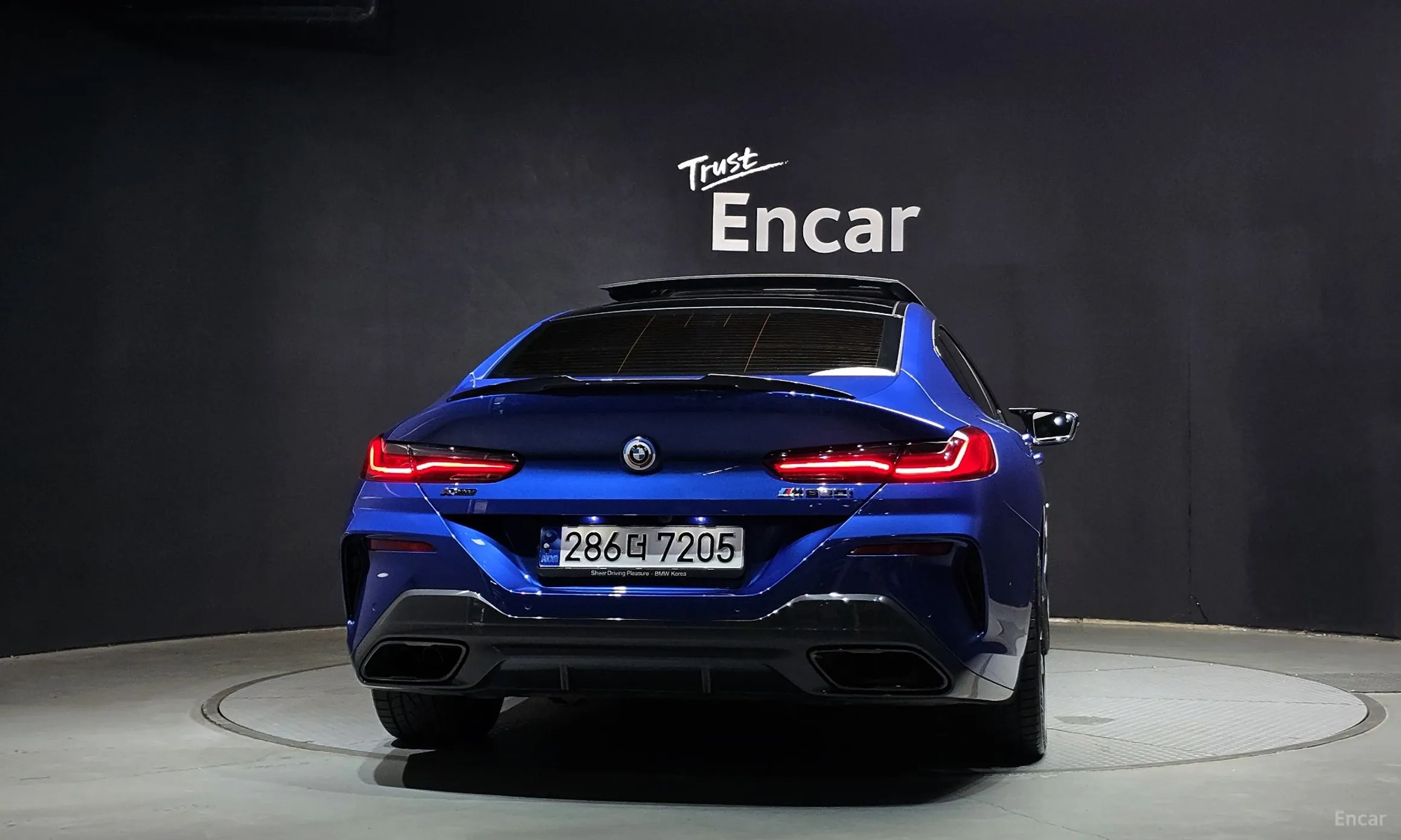 BMW 8-series (G15) превью 3