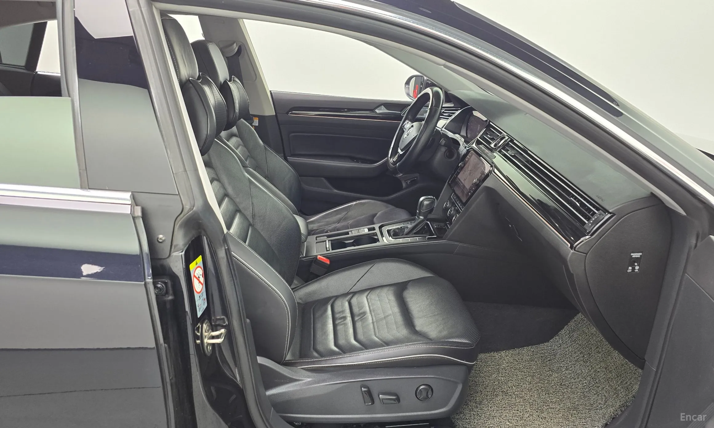 Volkswagen Ateon превью 11