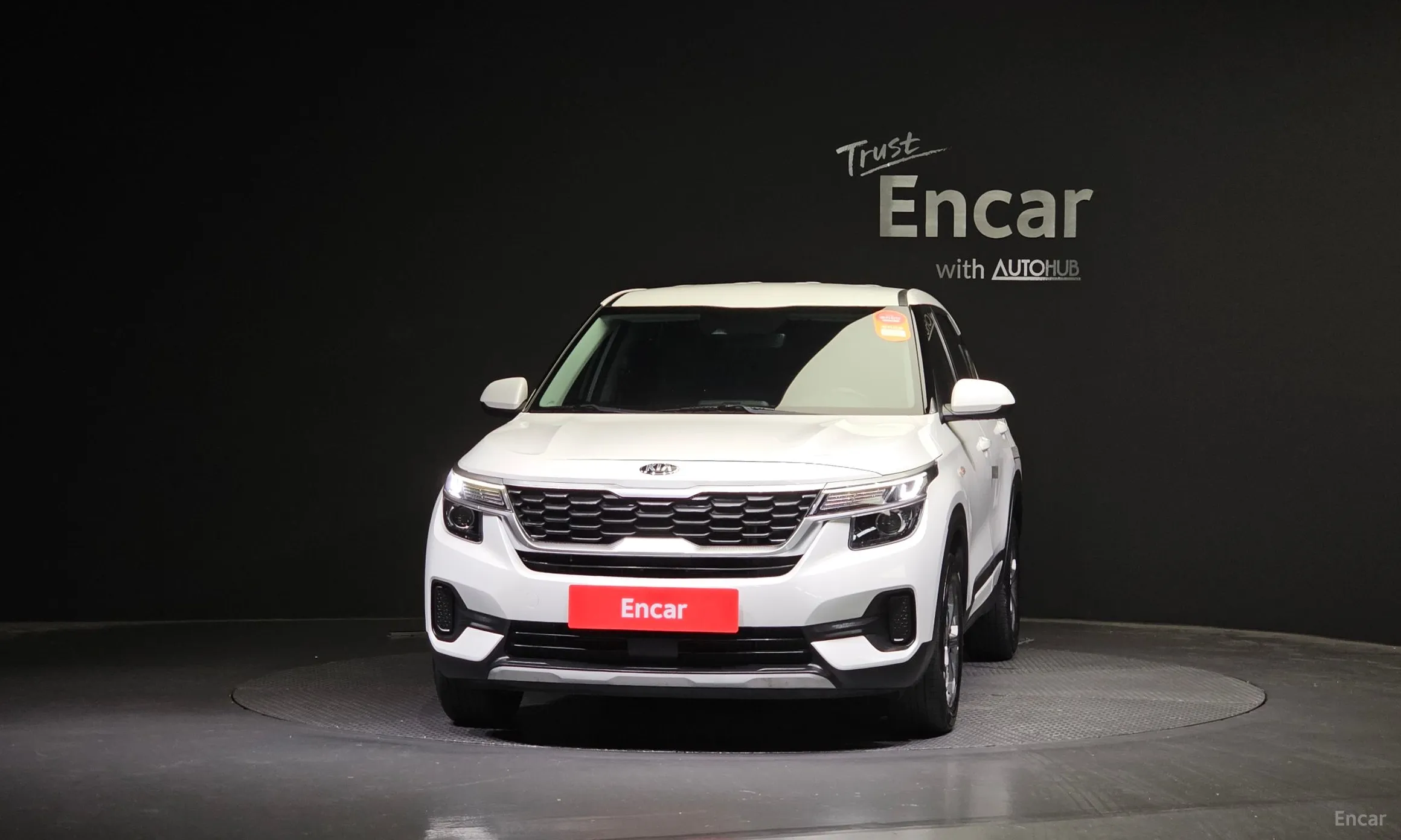 Kia Seltos превью 2