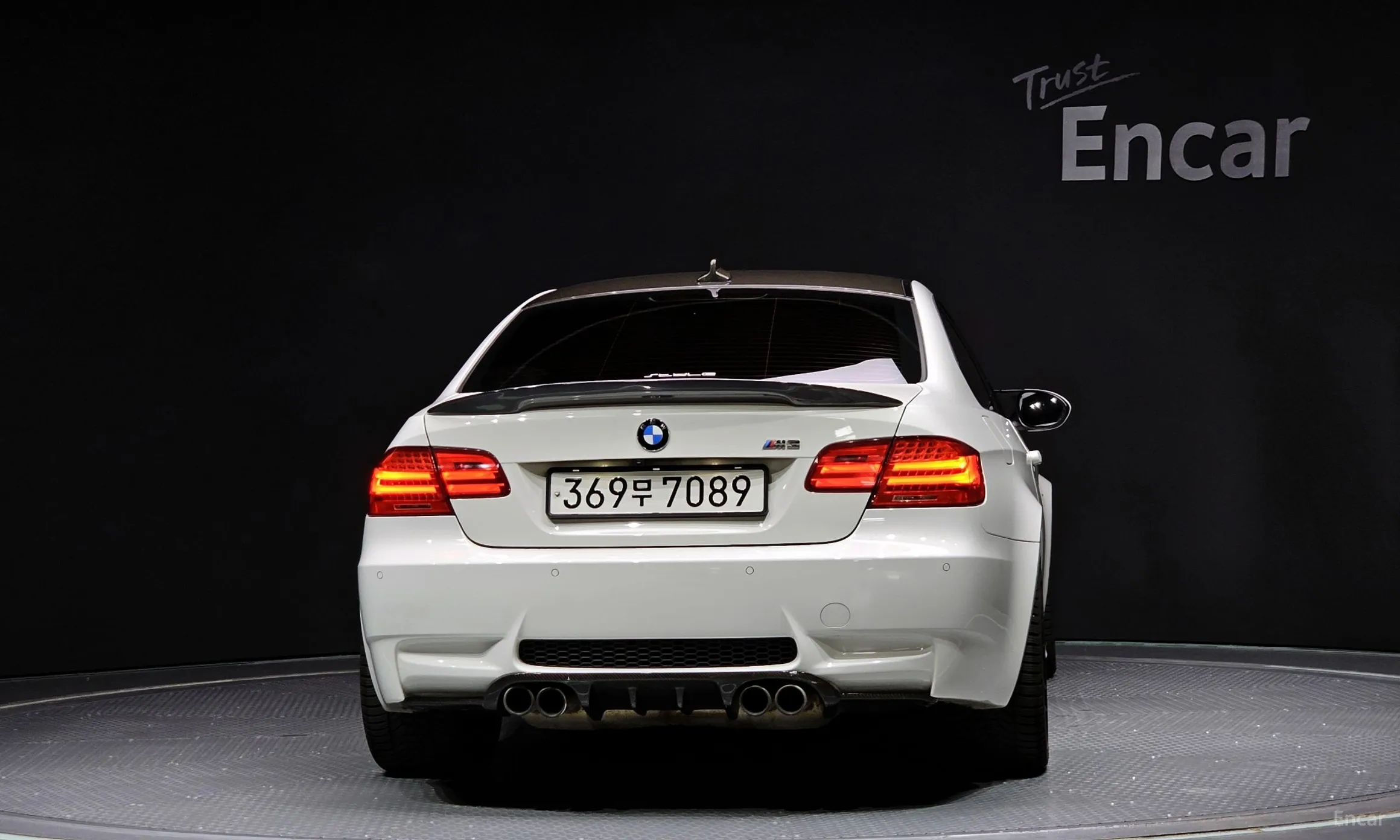 BMW M3 (E90) превью 3