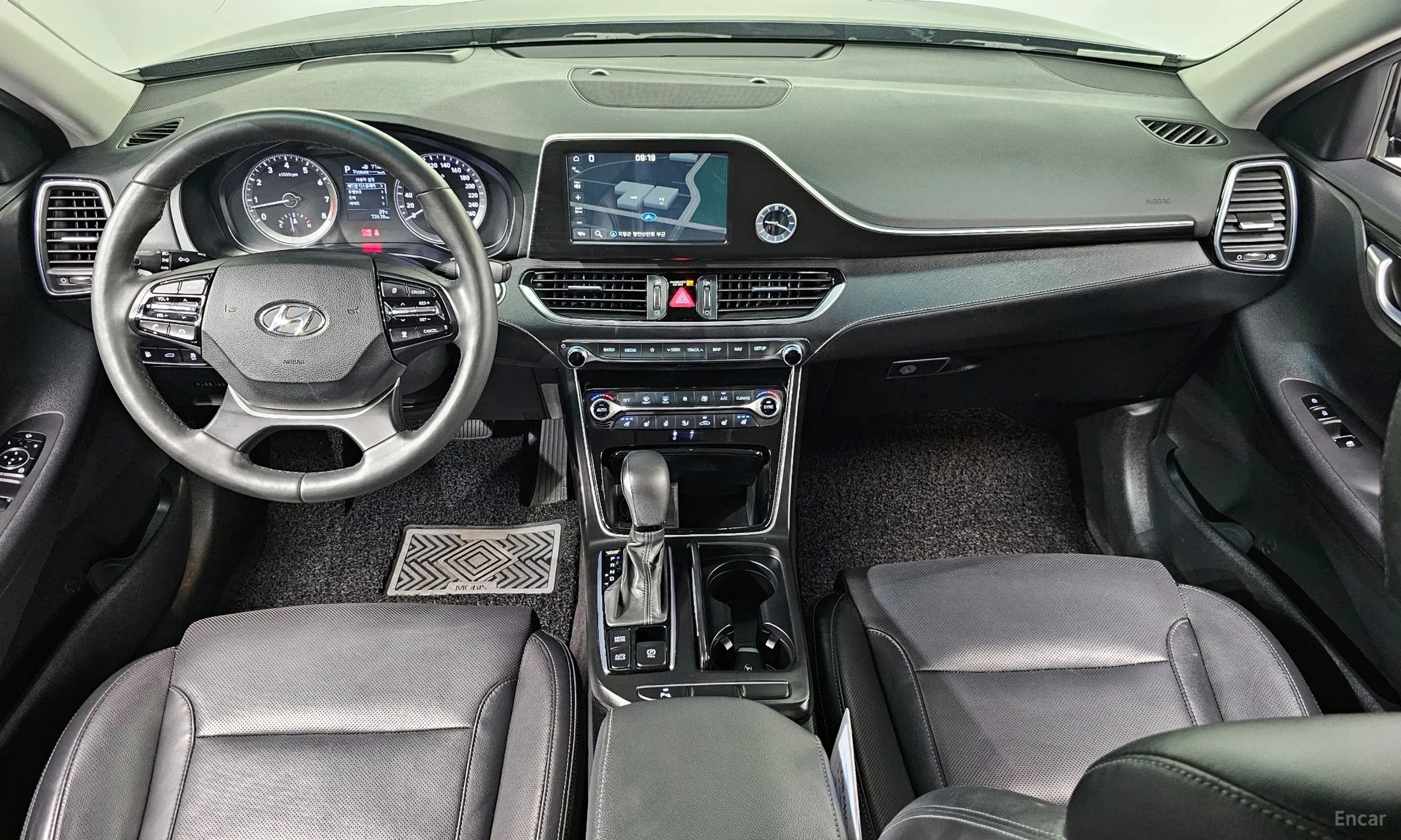 Hyundai Grandeur IG превью 4