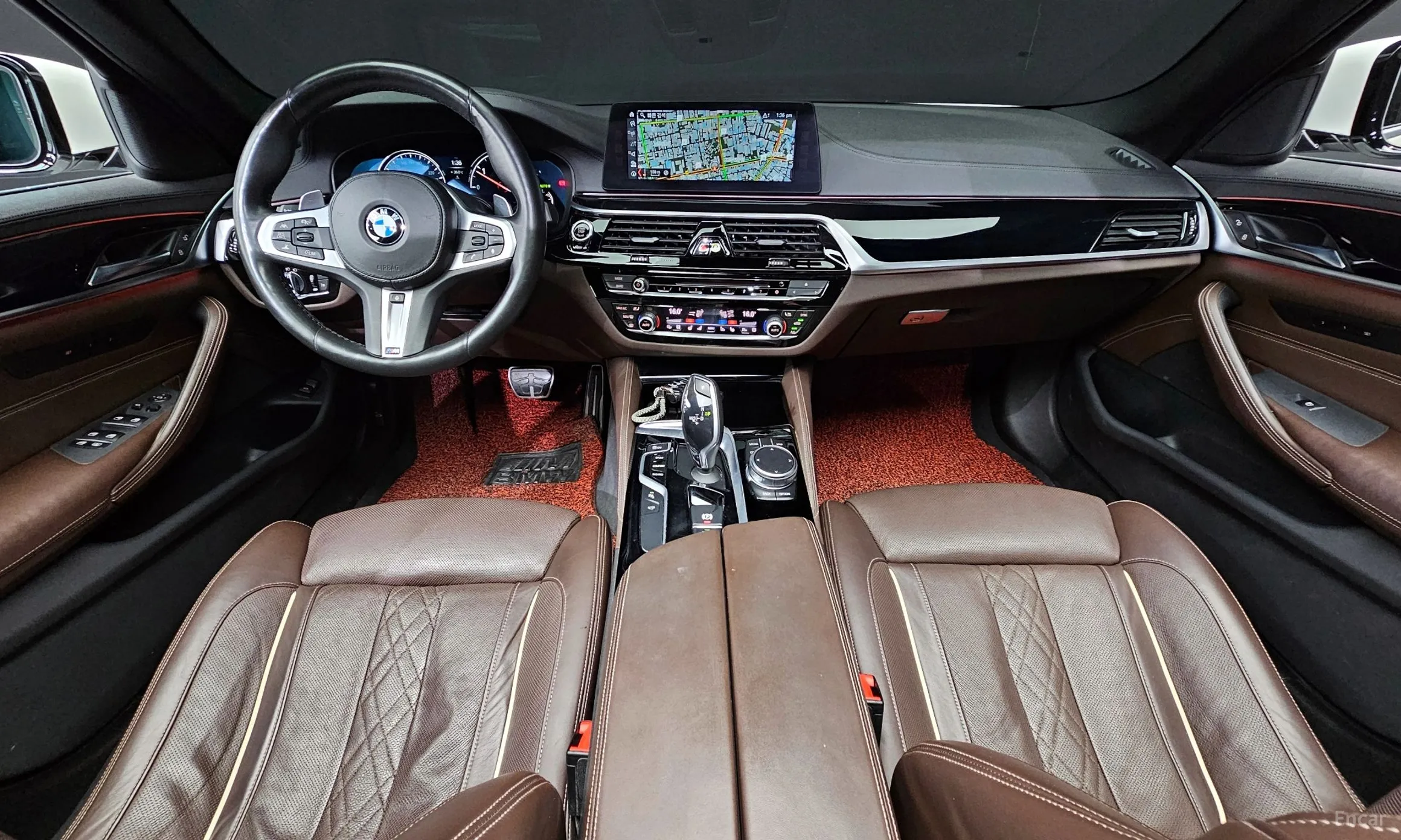 BMW 5 Series (G30) превью 4