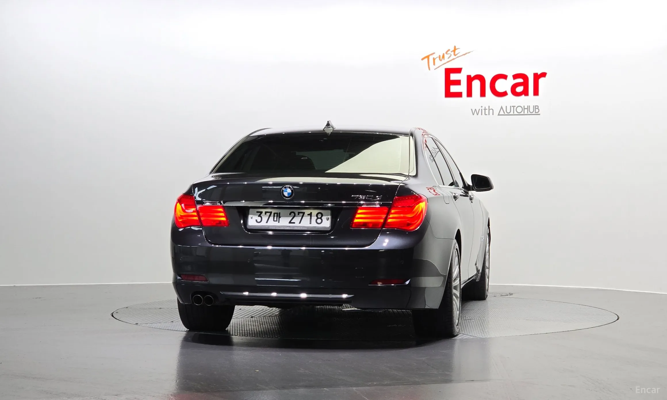 BMW 7 Series (F01) превью 3