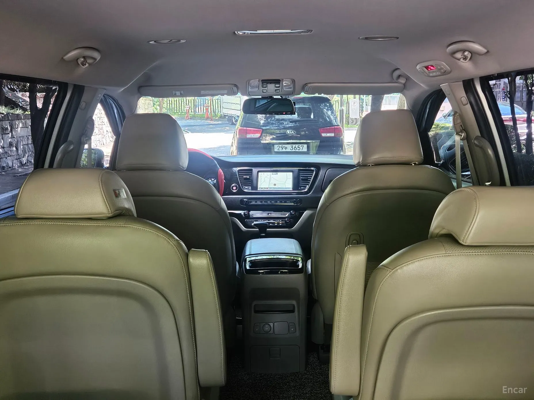 Kia Carnival превью 4