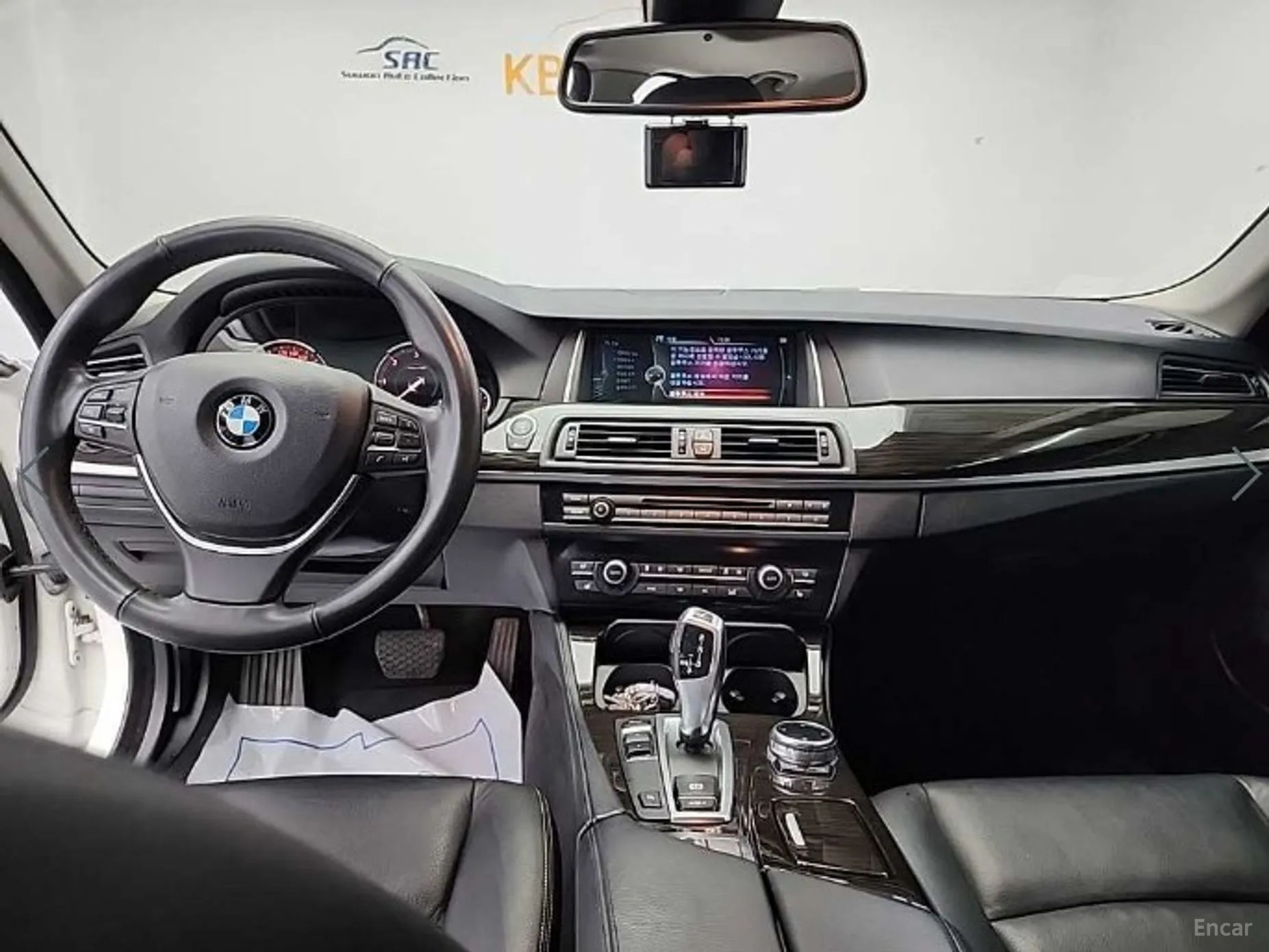 BMW 5 Series (F10) превью 4