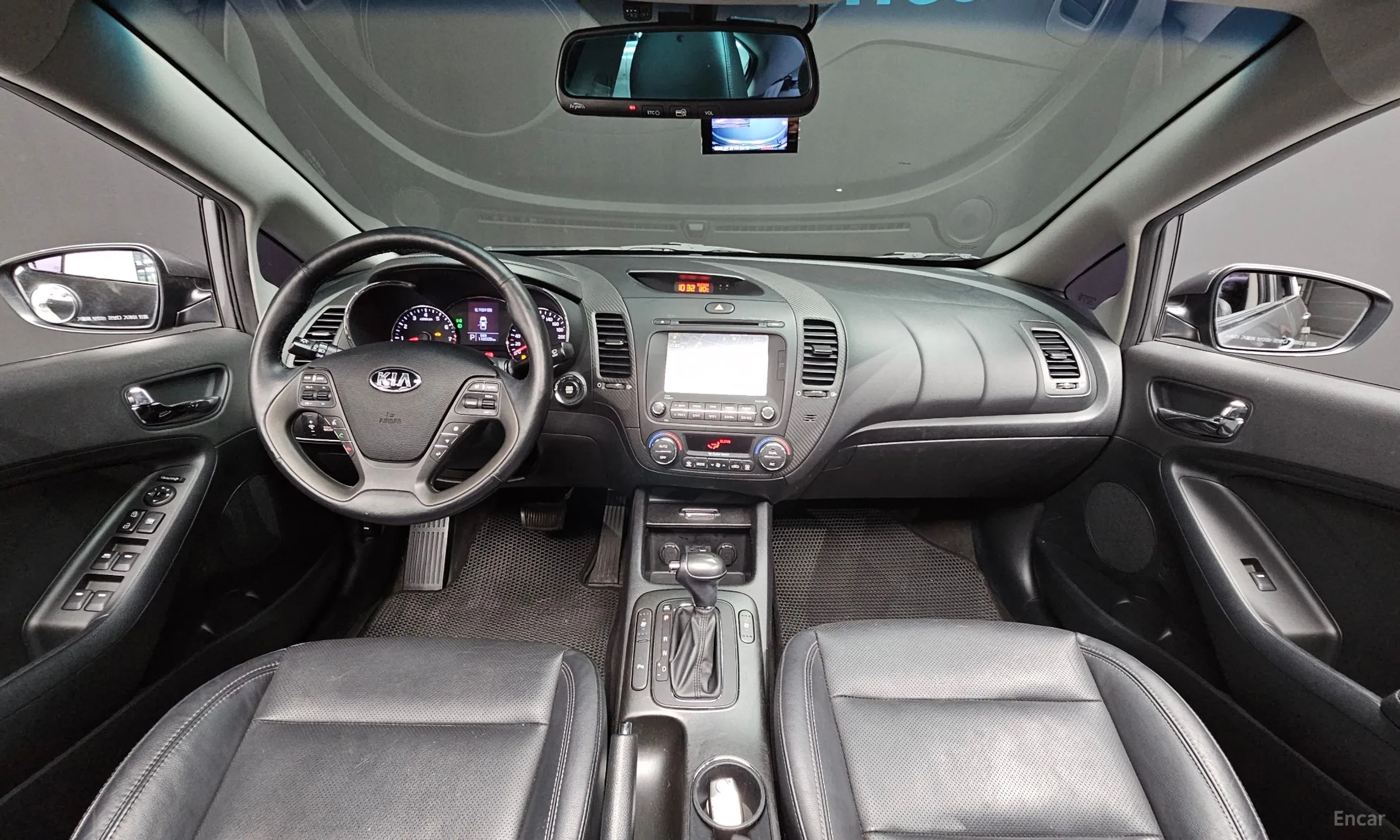 Kia K3 превью 4
